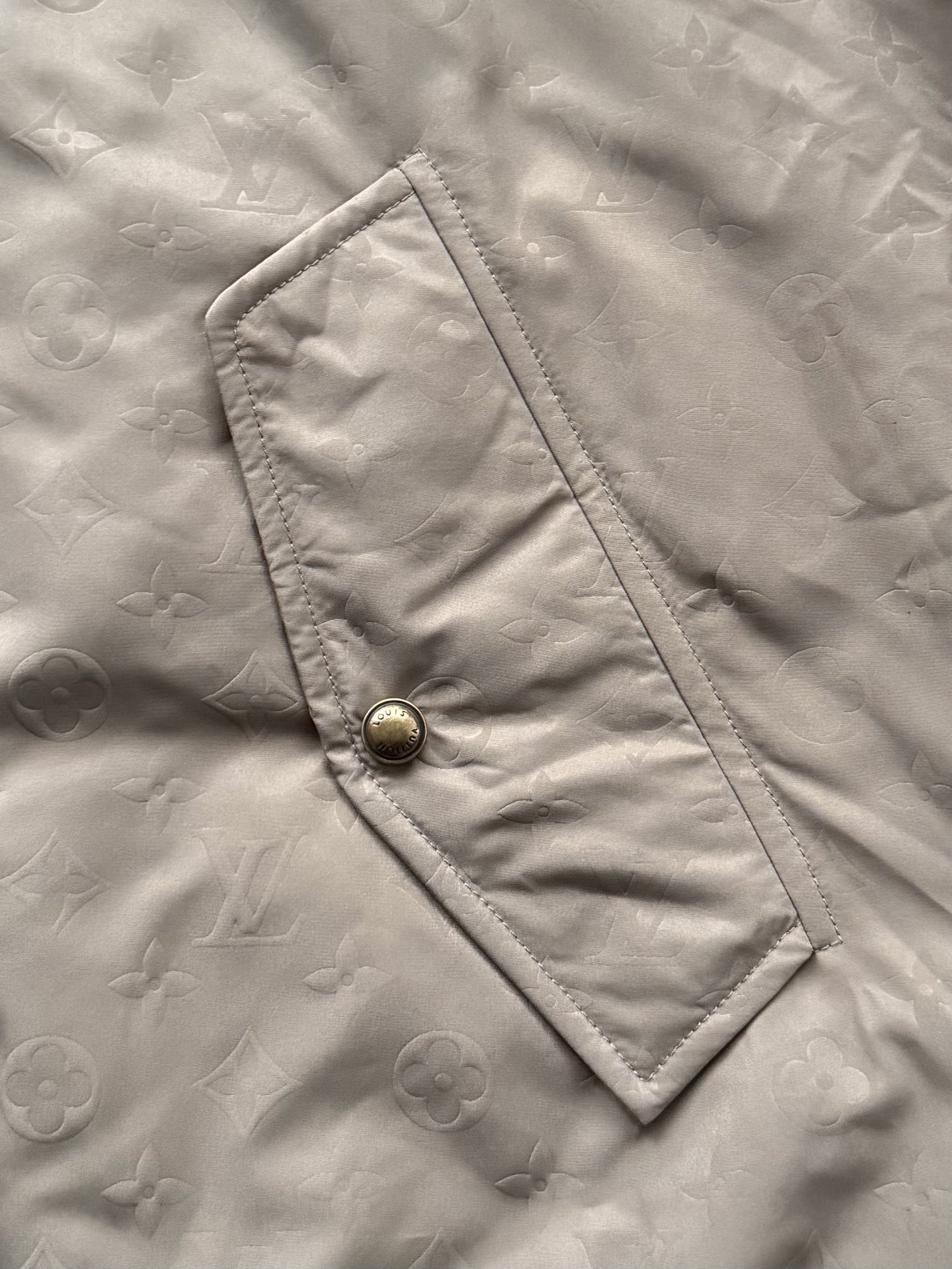 1AHBIA モノグラム 中綿ウィンドブレーカー