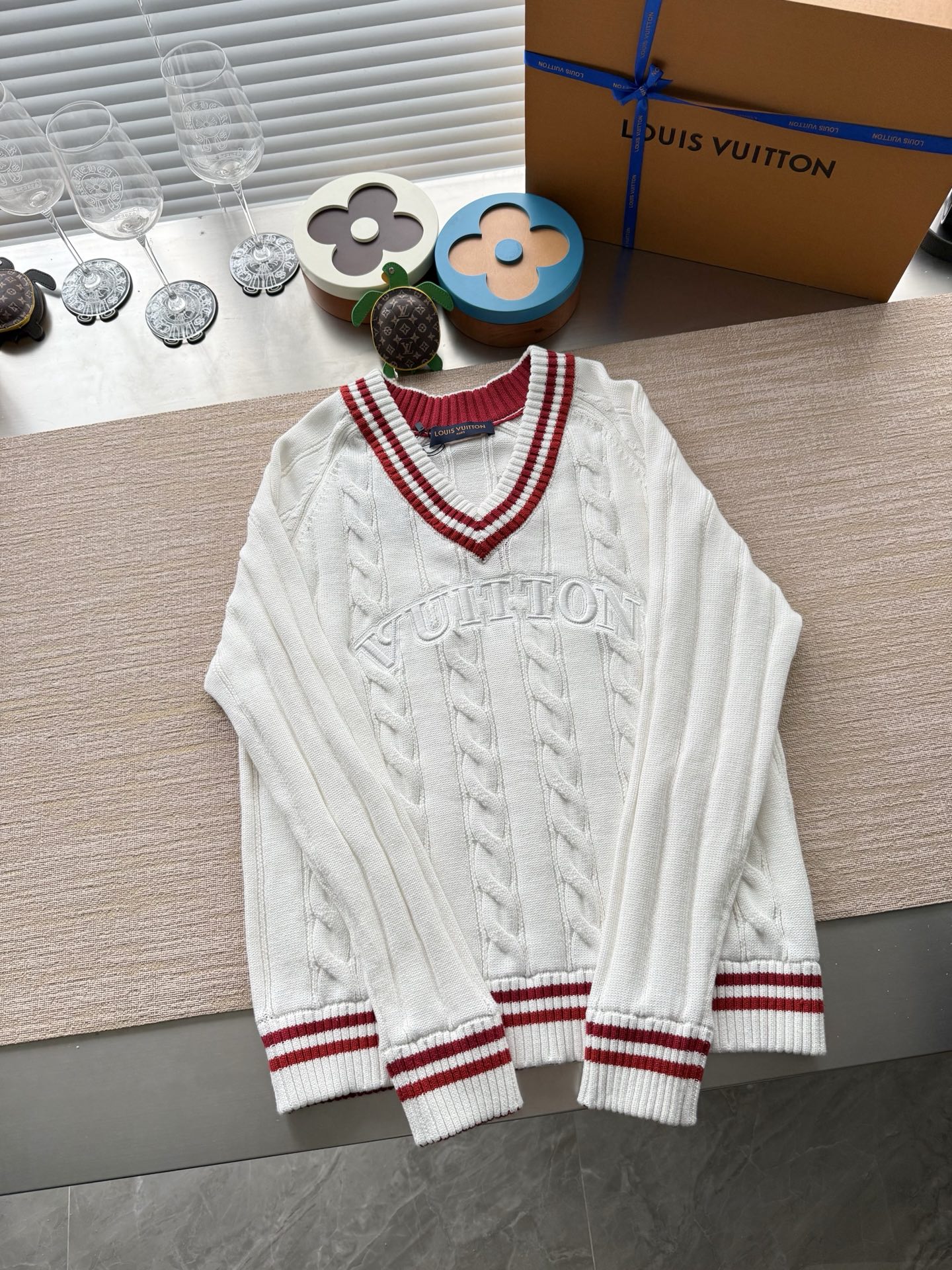 1AIJYP プレッピー Vネック ケーブルプルオーバー