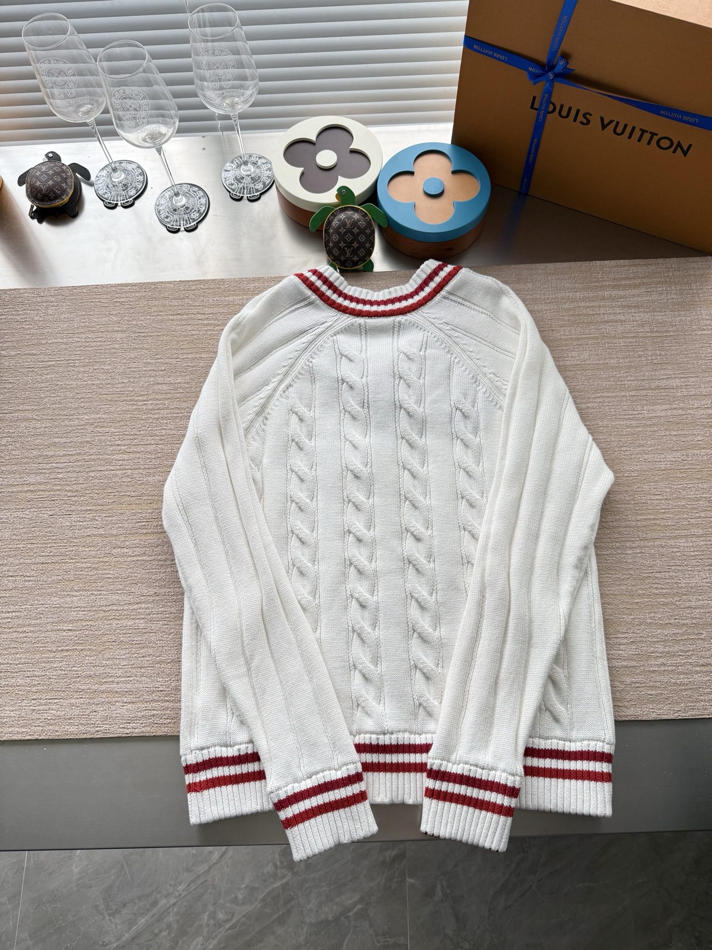 1AIJYP プレッピー Vネック ケーブルプルオーバー