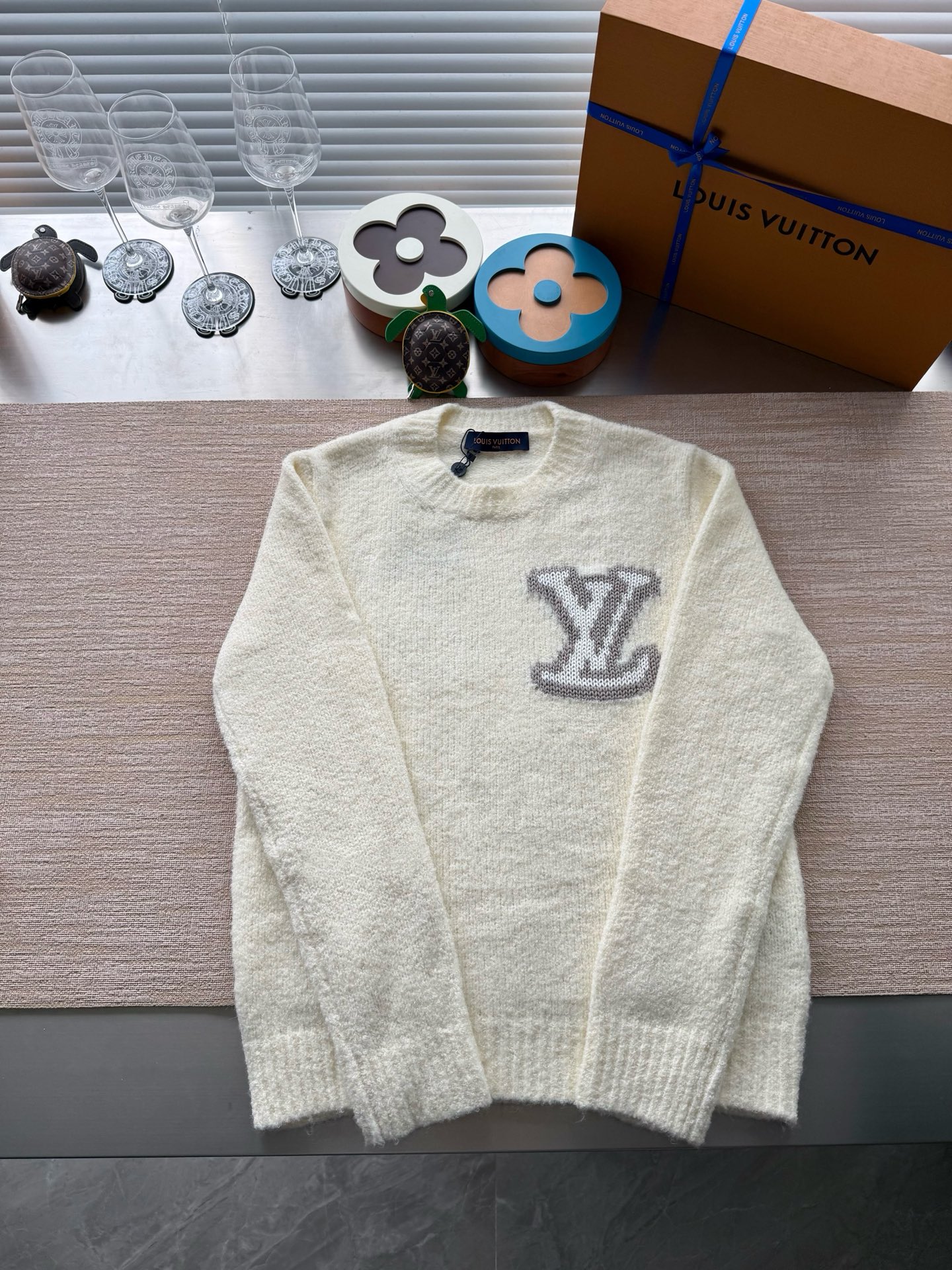 1AHEC4 インターシャ クルーネック