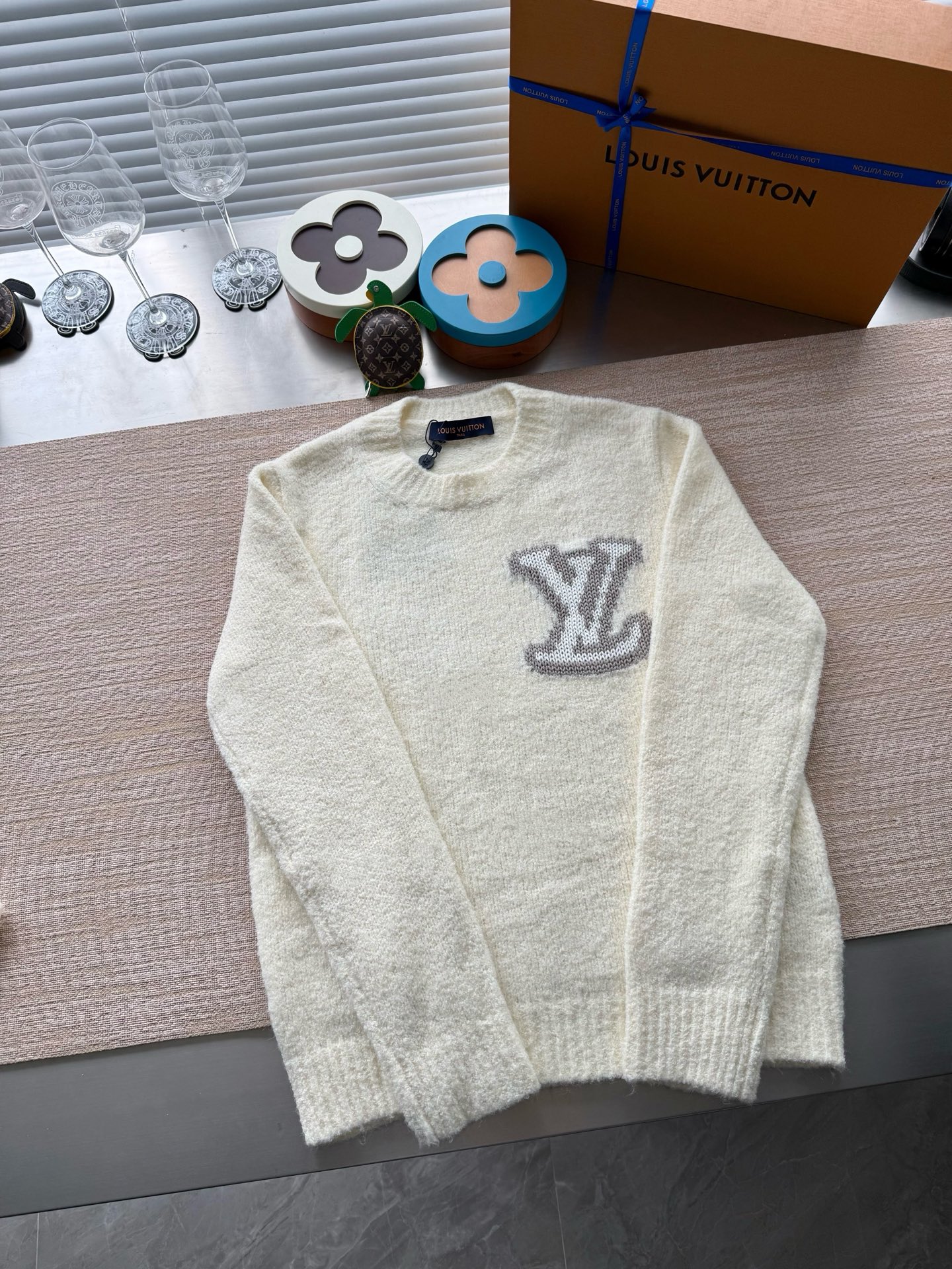 1AHEC4 インターシャ クルーネック