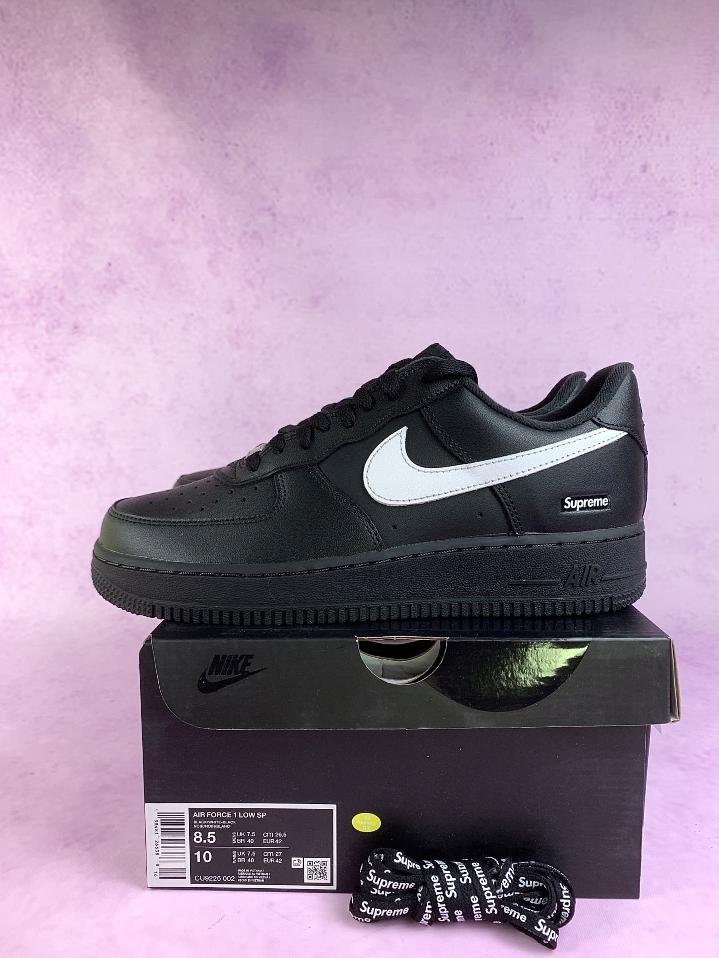 Supreme × Nike Air Force 1 Low "Black/White"