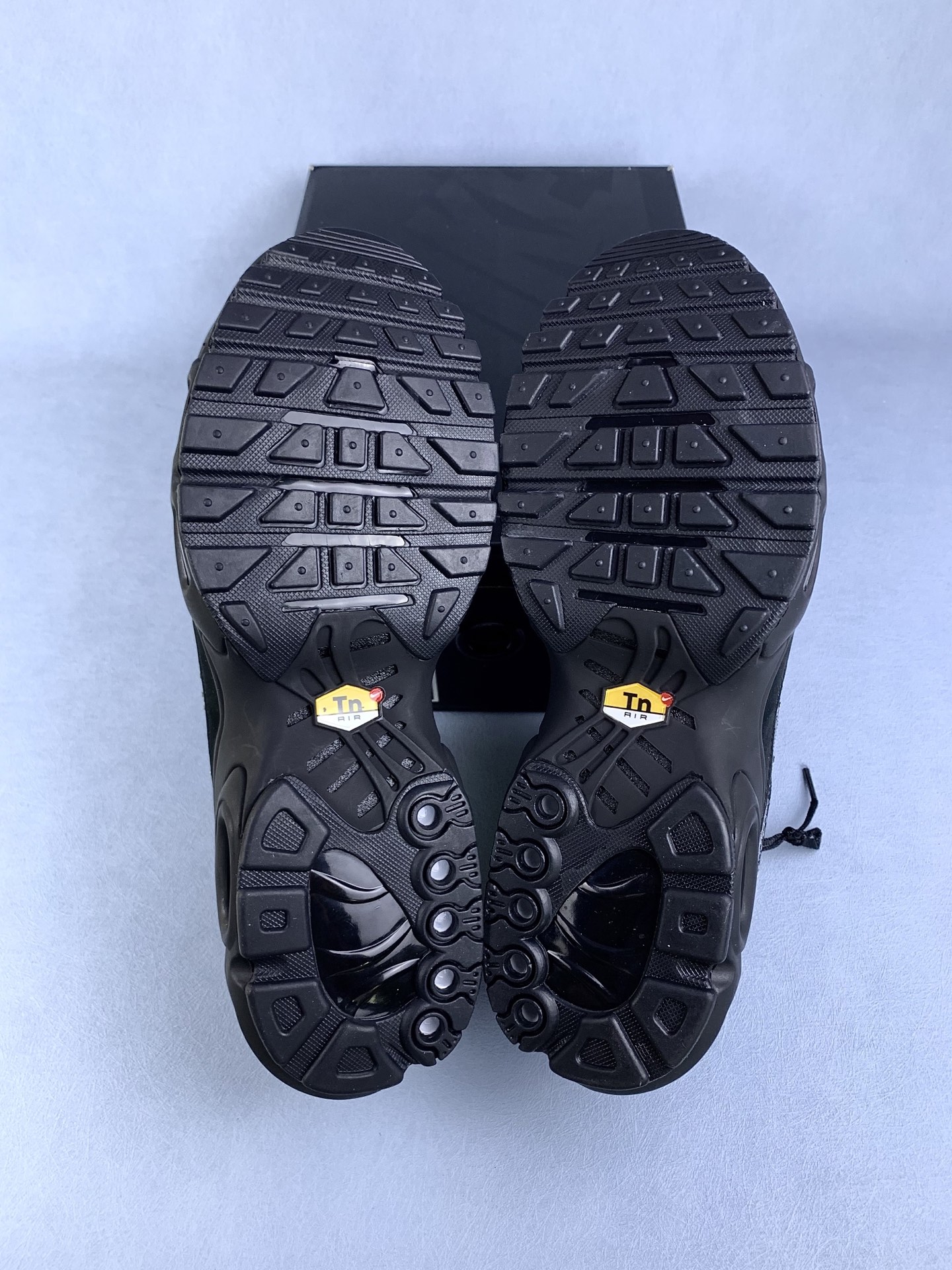 Swarovski × Nike Air Max Plus