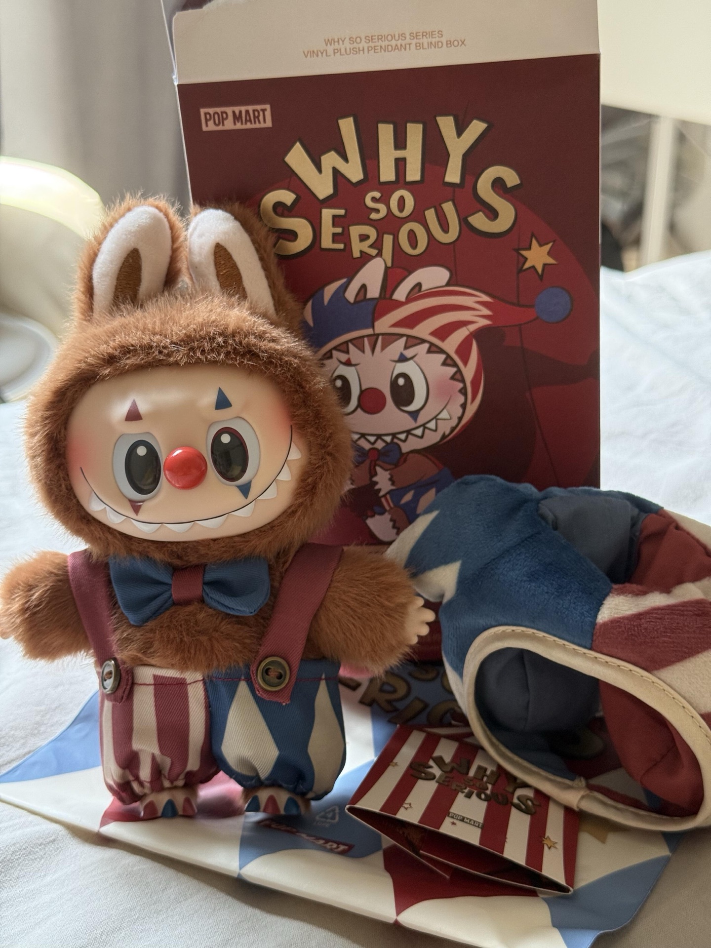 正規品 POP MART WHY SO SERIOUS Juggling Clown ラブブ ぬいぐるみペンダント