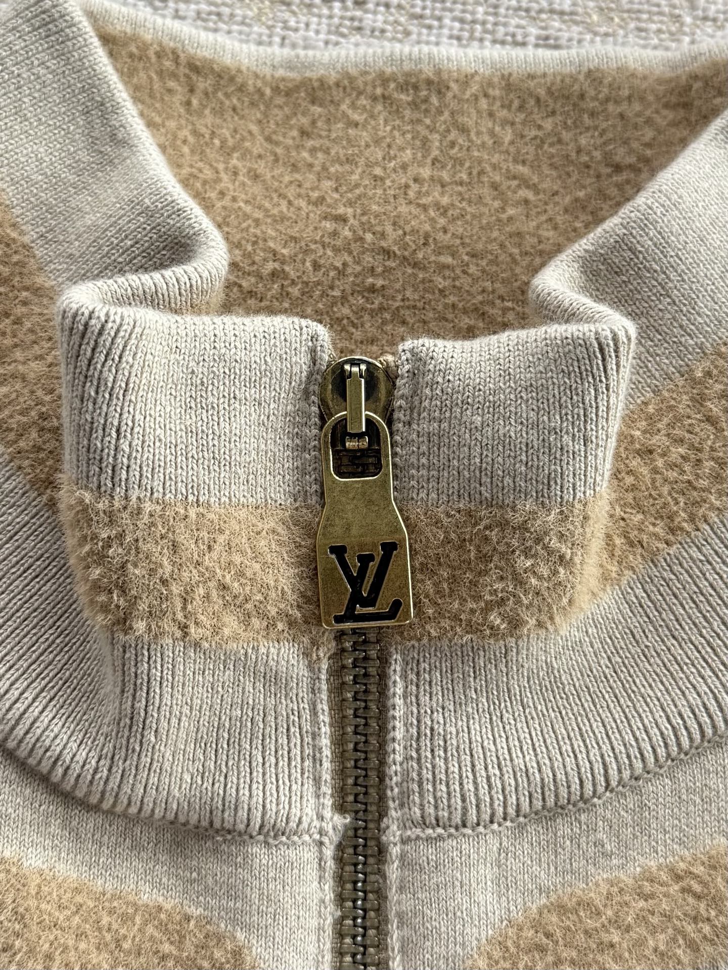 1AJBSF ニット トラックトップ