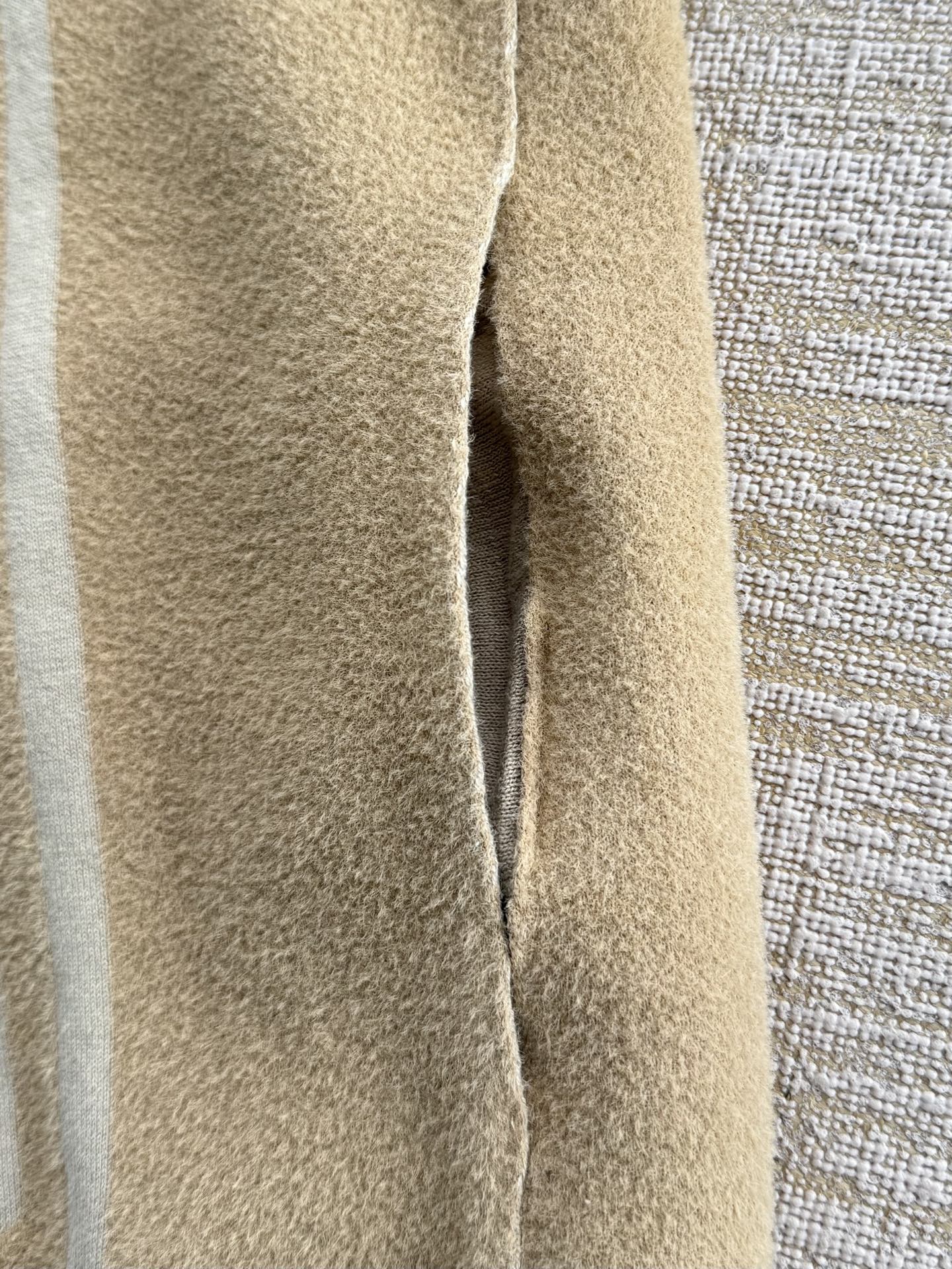 1AJBSF ニット トラックトップ