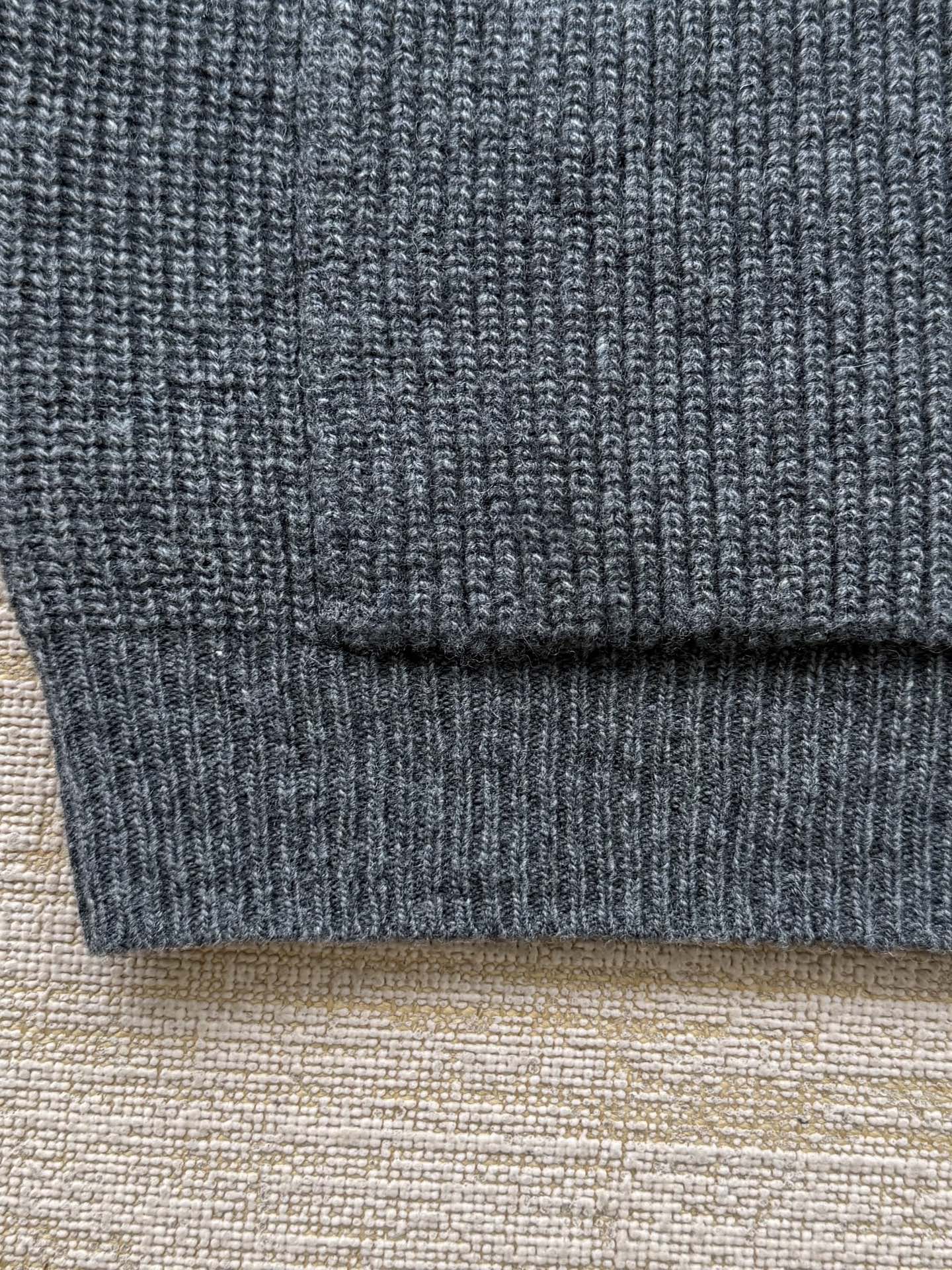 1AIK07 エンブロイダリー シグネチャー カシミヤカーディガン