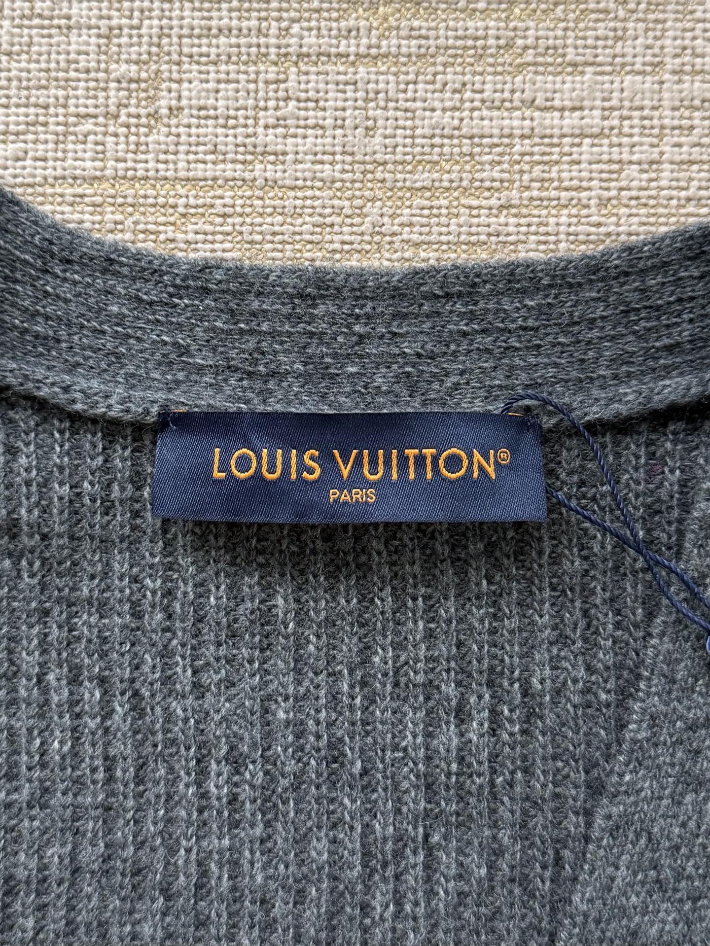 1AIK07 エンブロイダリー シグネチャー カシミヤカーディガン