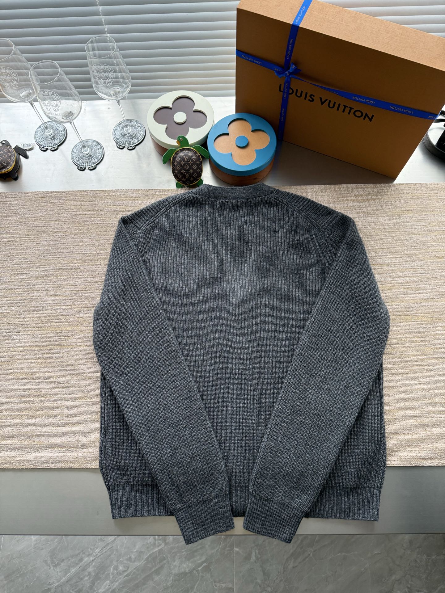 1AIK07 エンブロイダリー シグネチャー カシミヤカーディガン