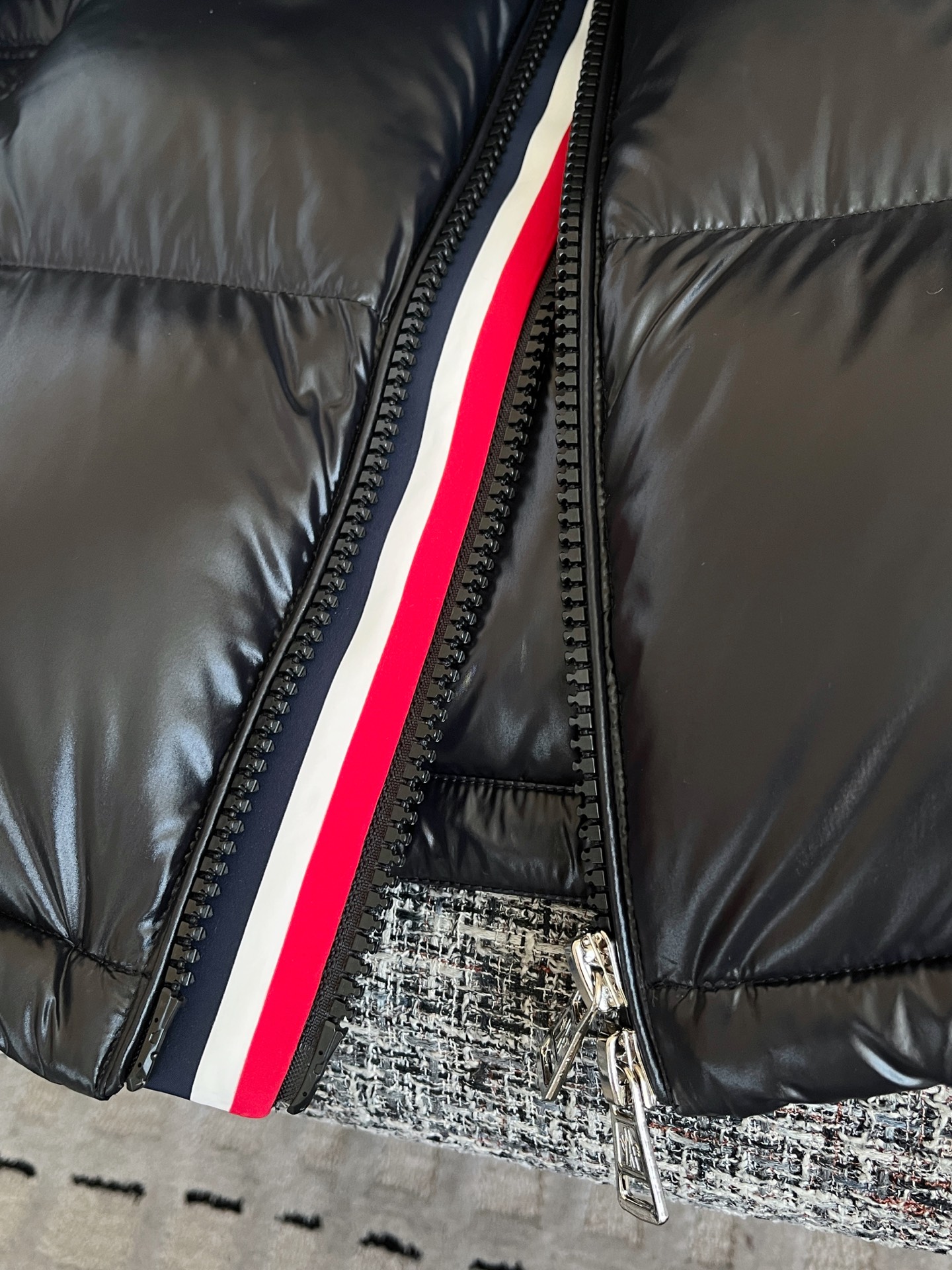 Moncler Montbeliard Short Down Jacket