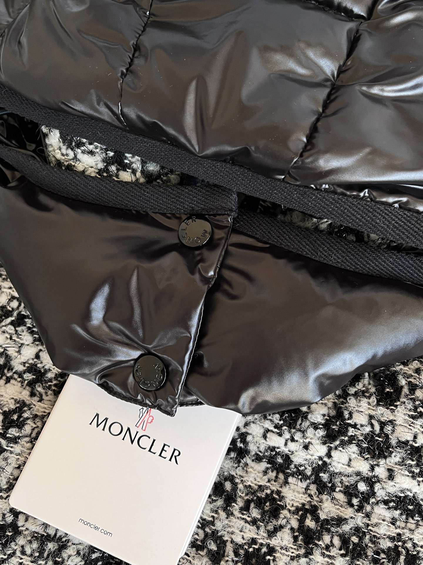 Moncler Andronne quilted hooded jacket