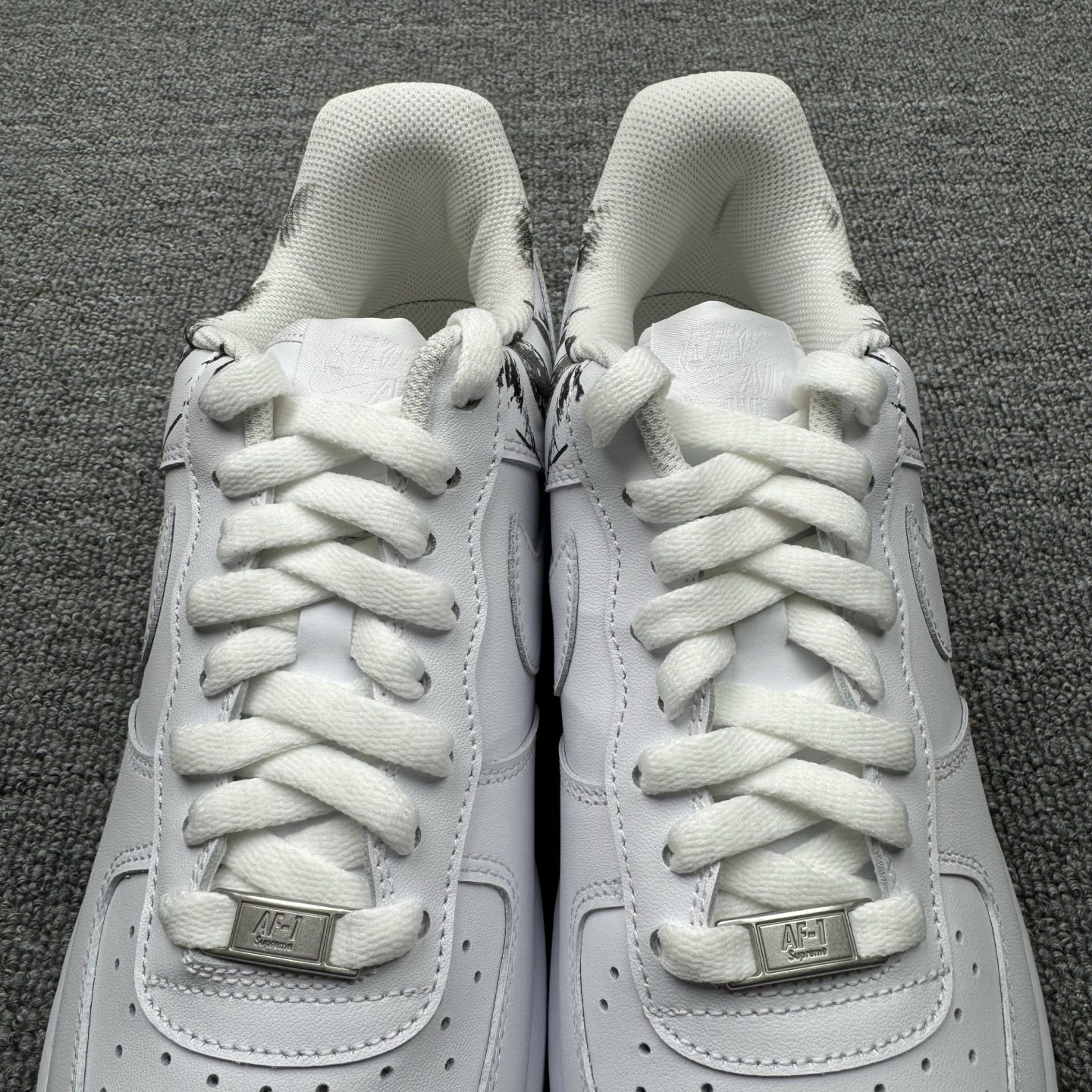 Supreme × COMME des GARCONS SHIRT × Nike Air Force 1 Low "White"