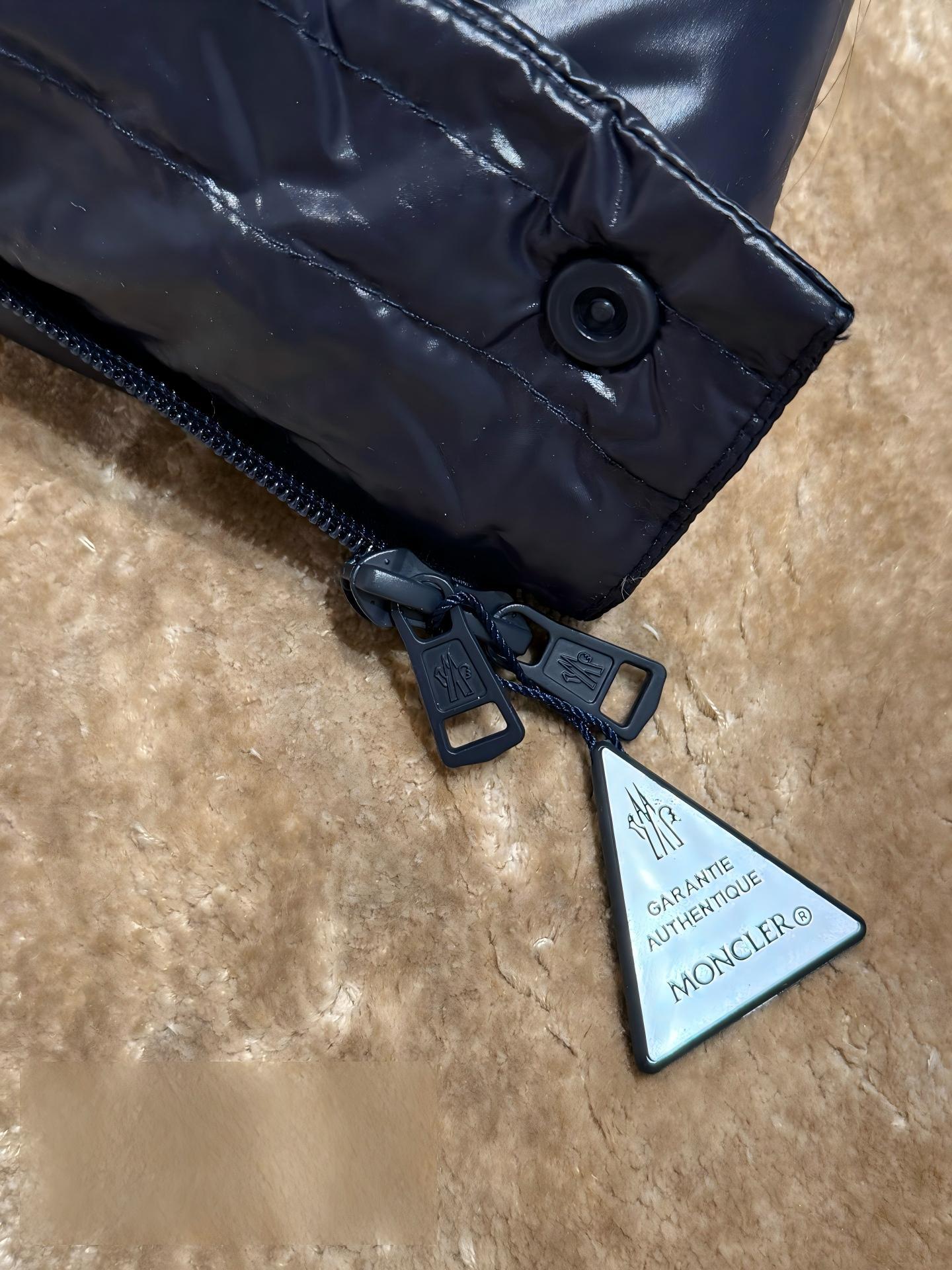 MONCLER Ski Wappen Full-Zip Down Jacket MCLESTE