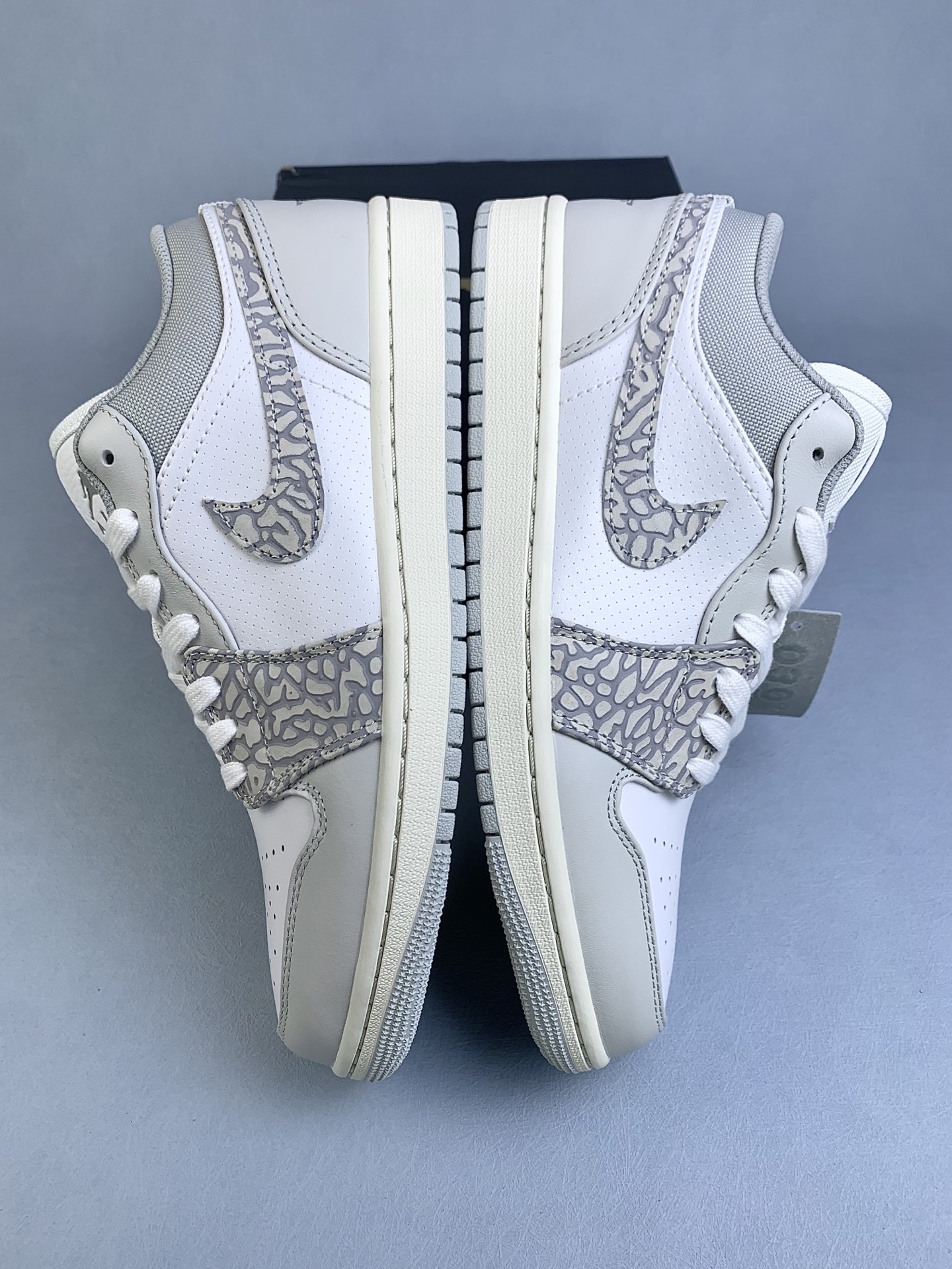 Nike Air Jordan 1 Low Premium "Elephant Print/Safari"