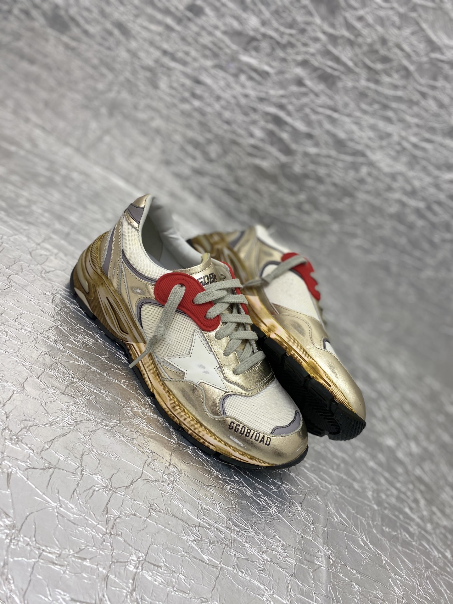 Golden Goose Dad-Star in mesh and gold foiled