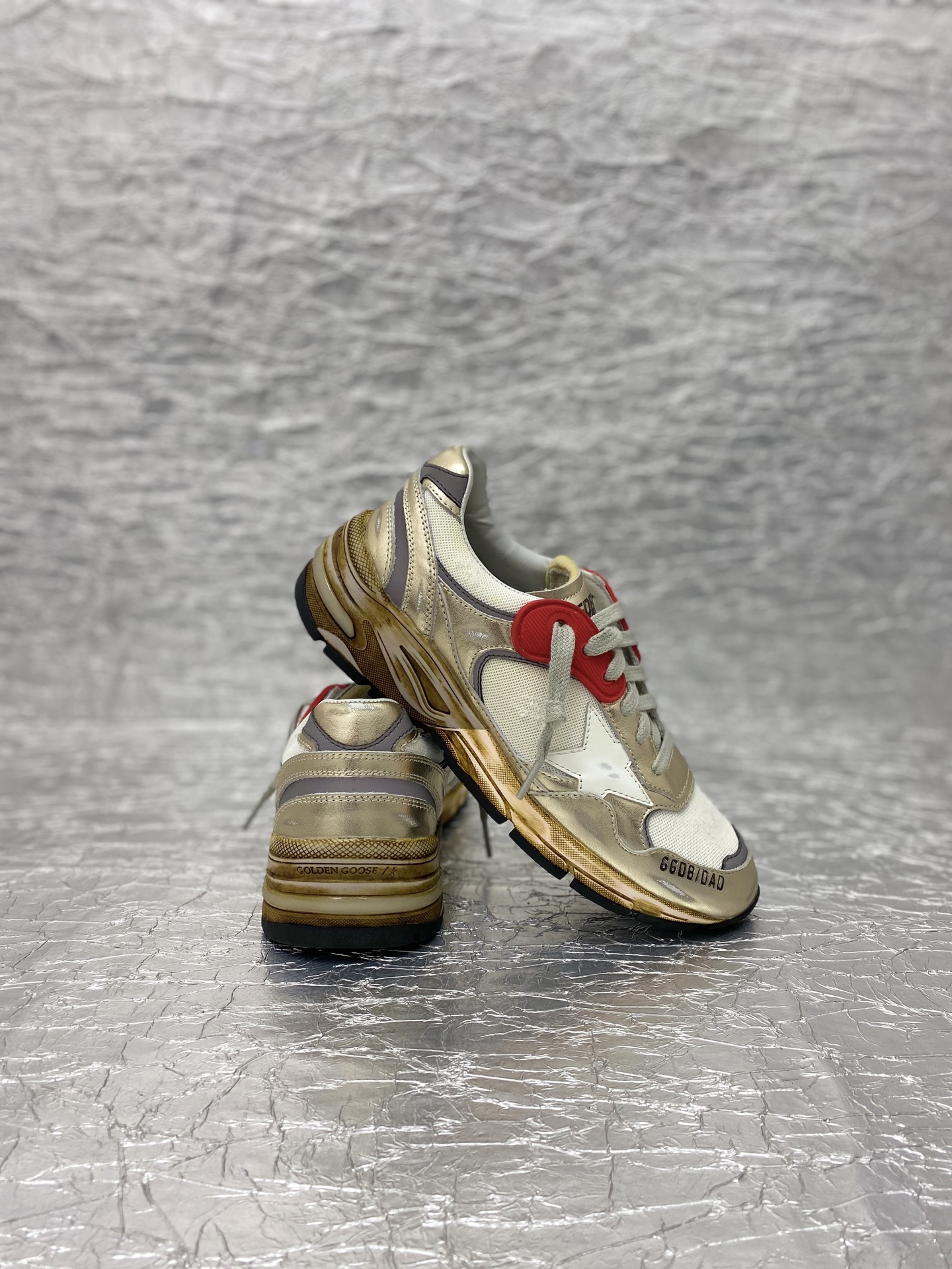 Golden Goose Dad-Star in mesh and gold foiled