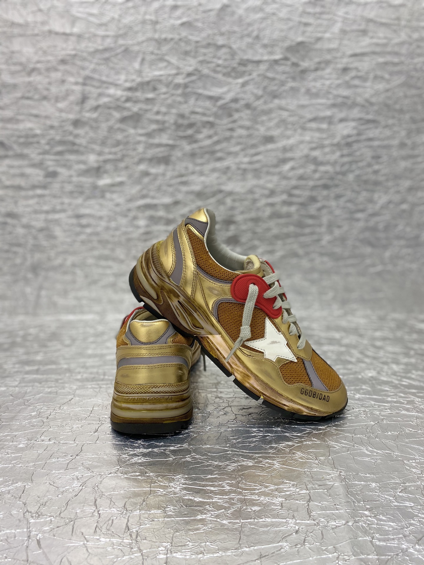 Golden Goose Dad-Star in mesh and gold foiled leather with white leather star