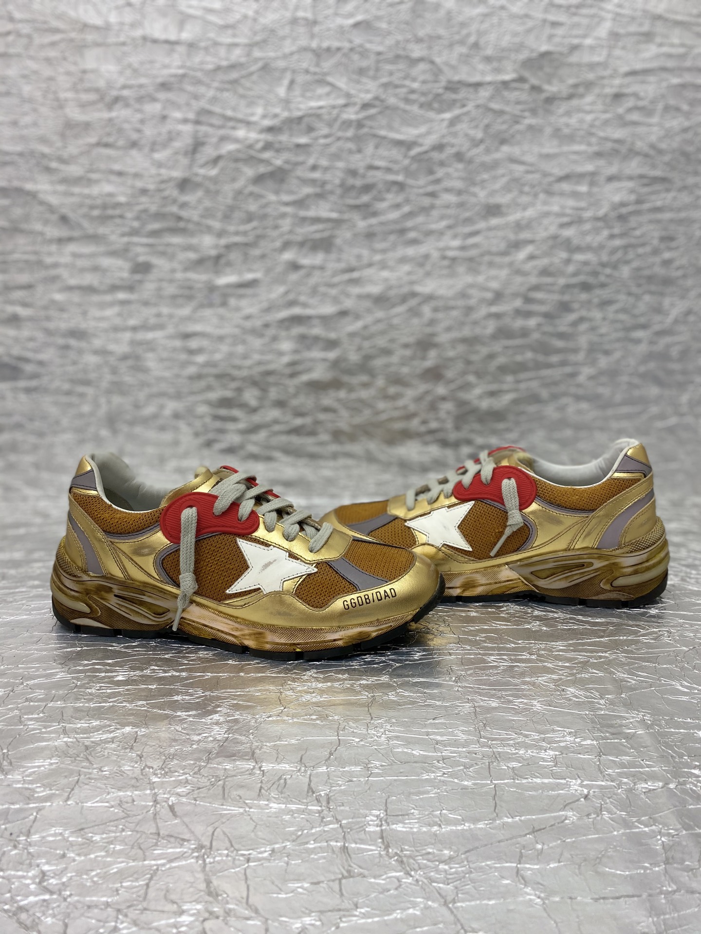 Golden Goose Dad-Star in mesh and gold foiled leather with white leather star