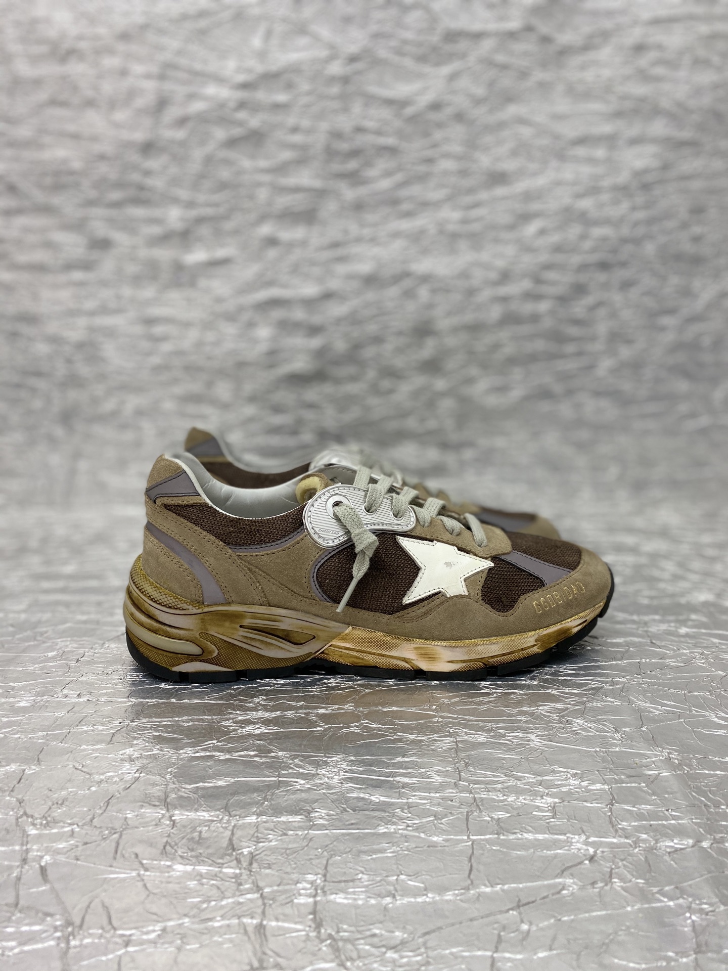 Golden Goose Dad-Star in dove gray mesh and suede 
