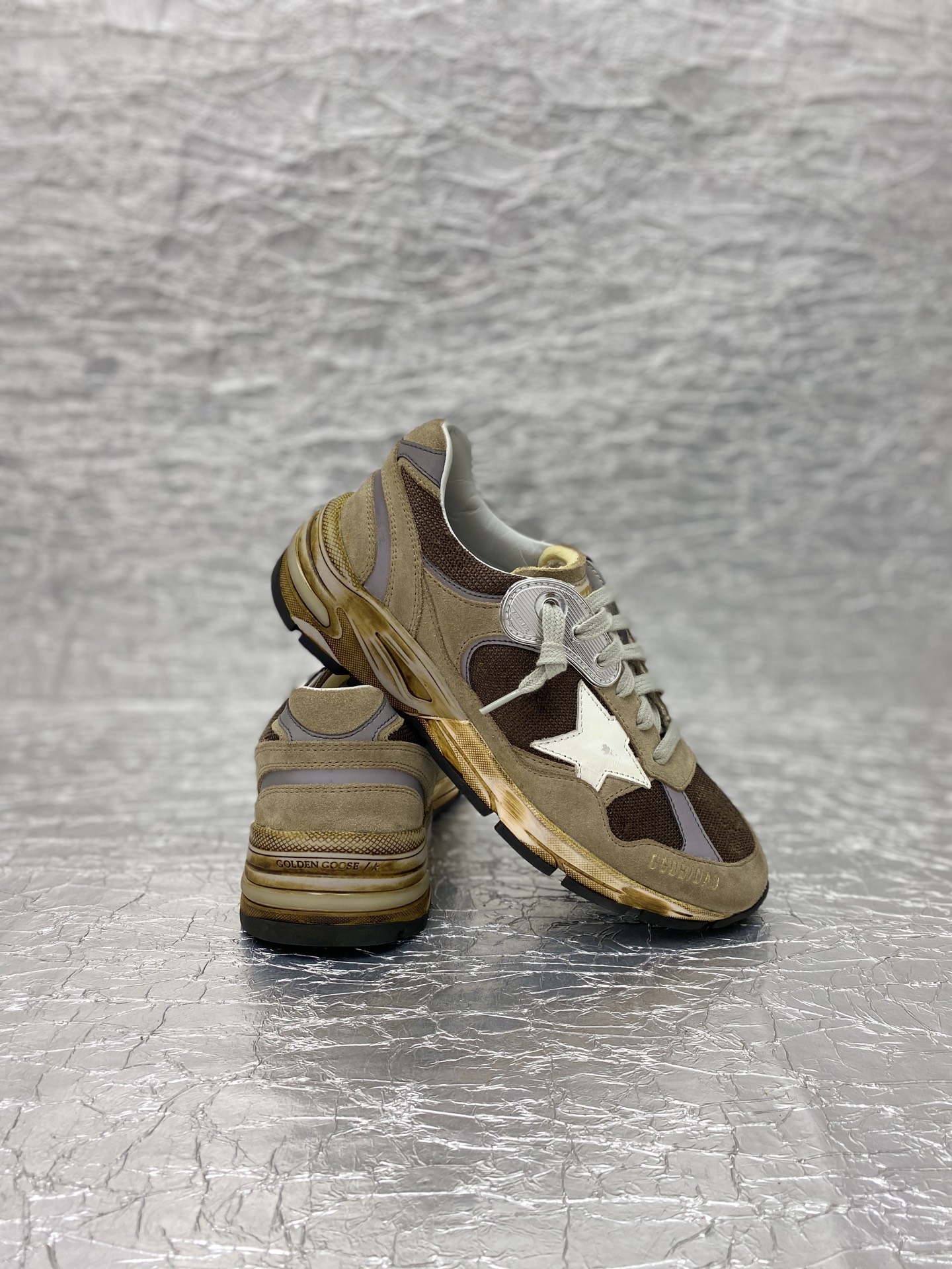 Golden Goose Dad-Star in dove gray mesh and suede 