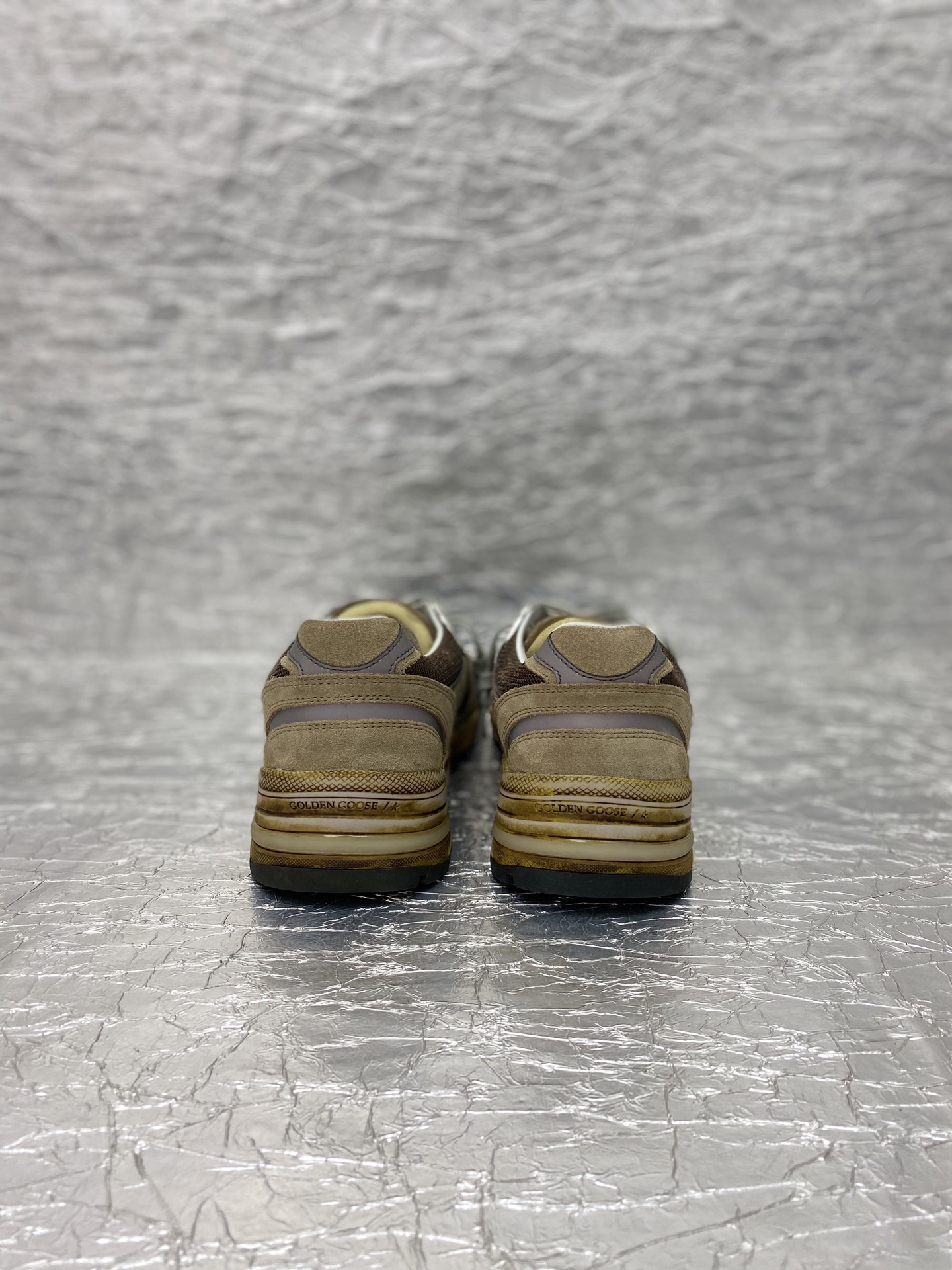 Golden Goose Dad-Star in dove gray mesh and suede 