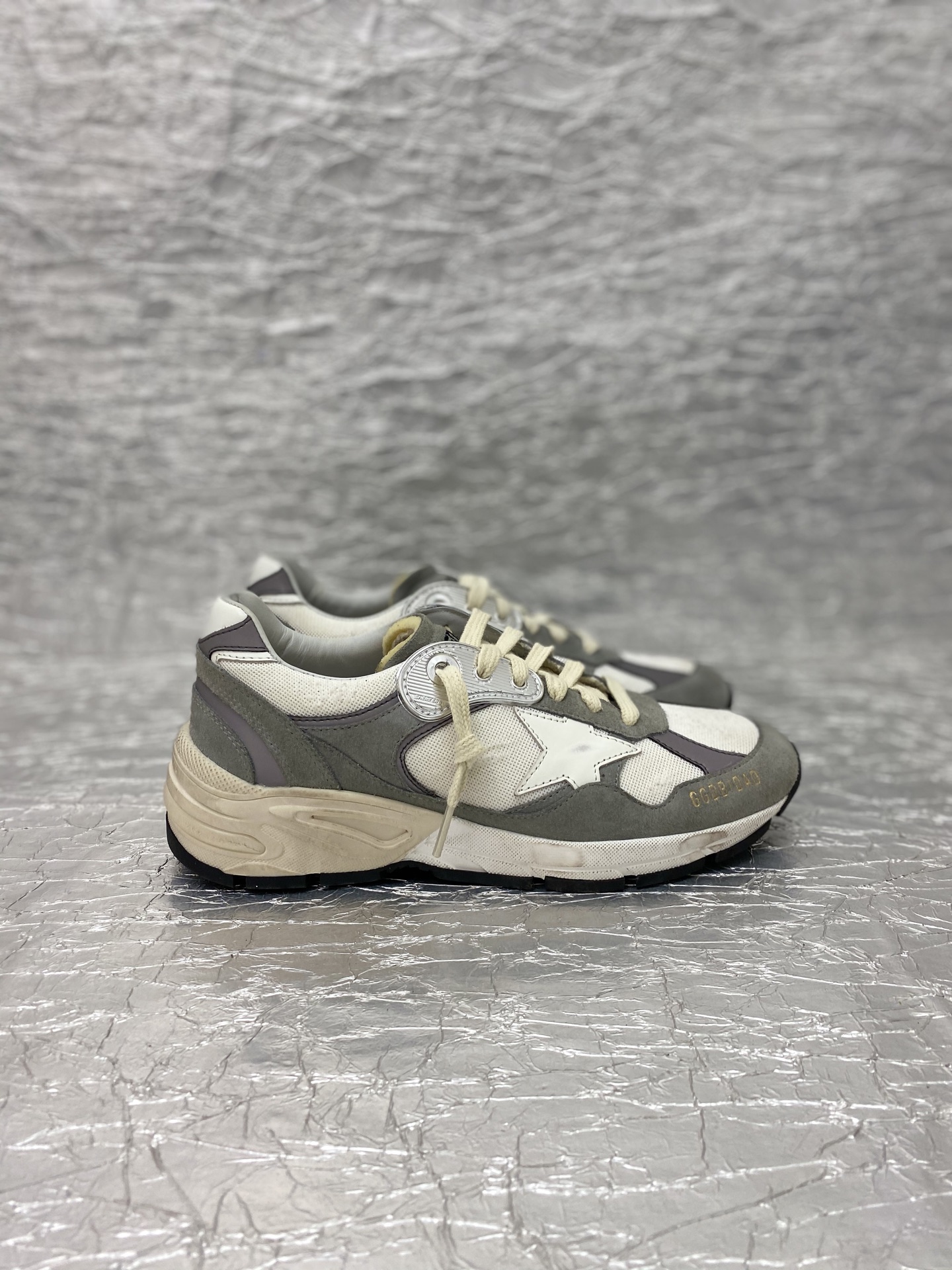 Golden Goose Dad-Star GREY SILVER