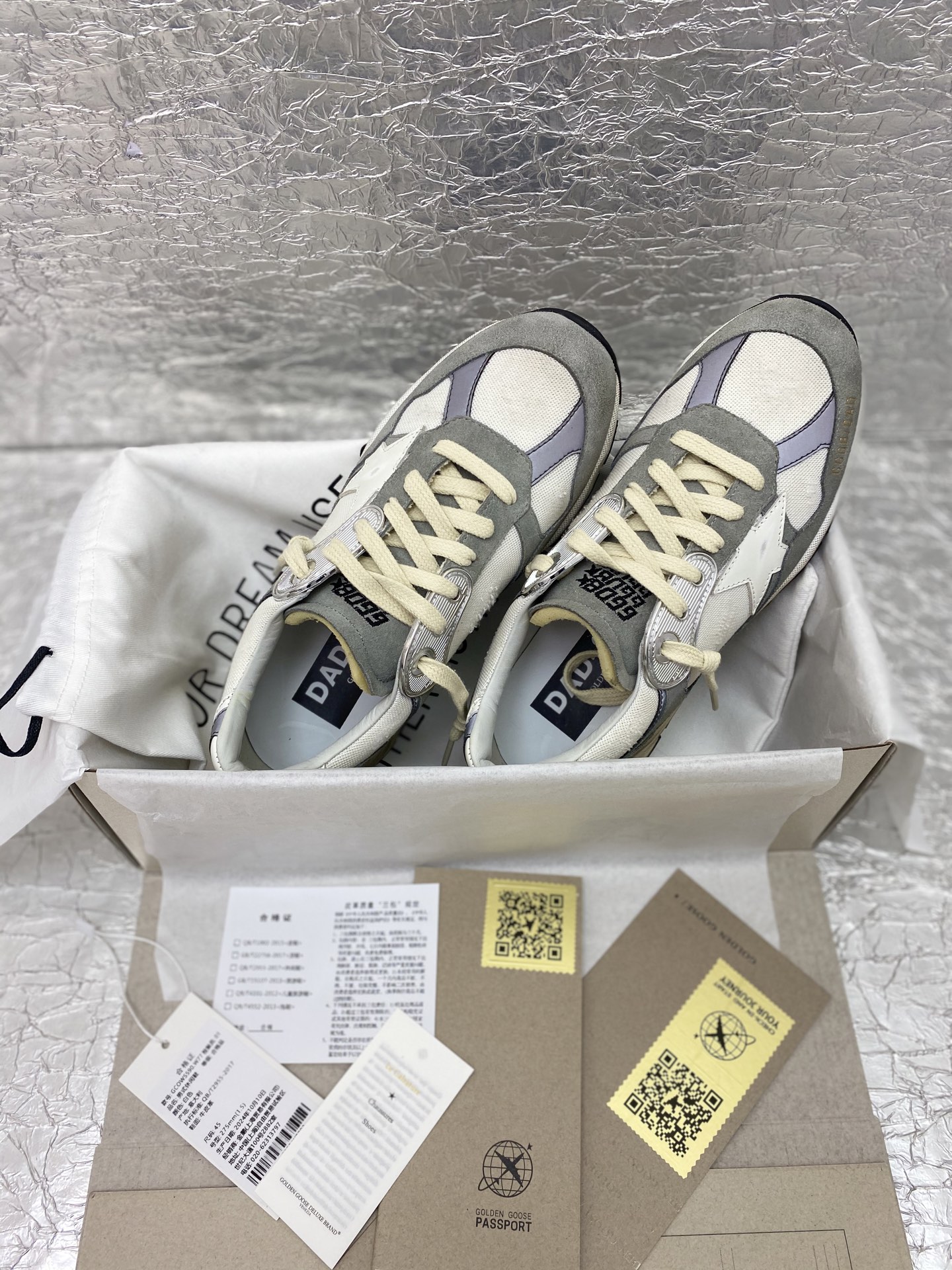 Golden Goose Dad-Star GREY SILVER