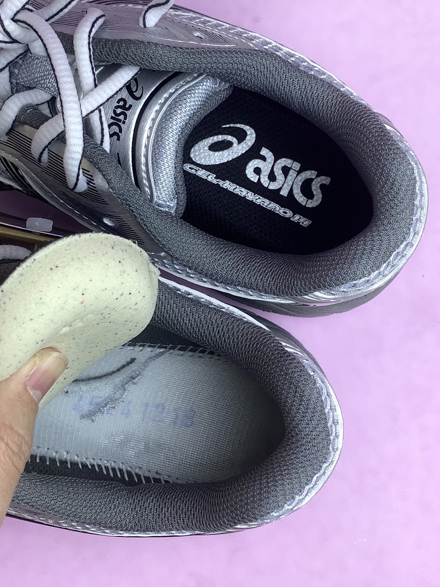 URBAN RESEARCH Exclusive Asics Gel-Kayano 14 "Pure Silver/Black"