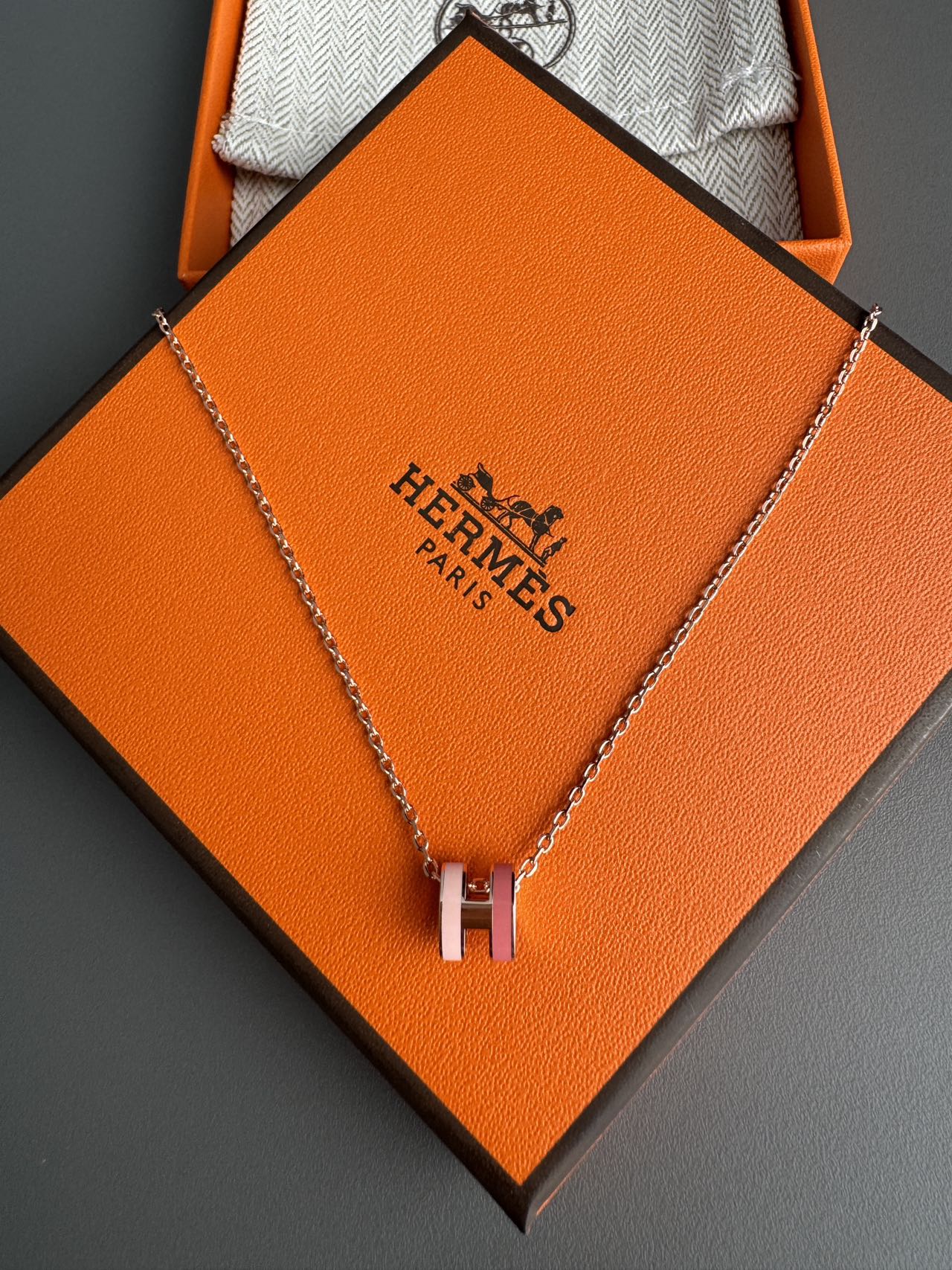 Hermès Mini Pop H Rocabar Necklace