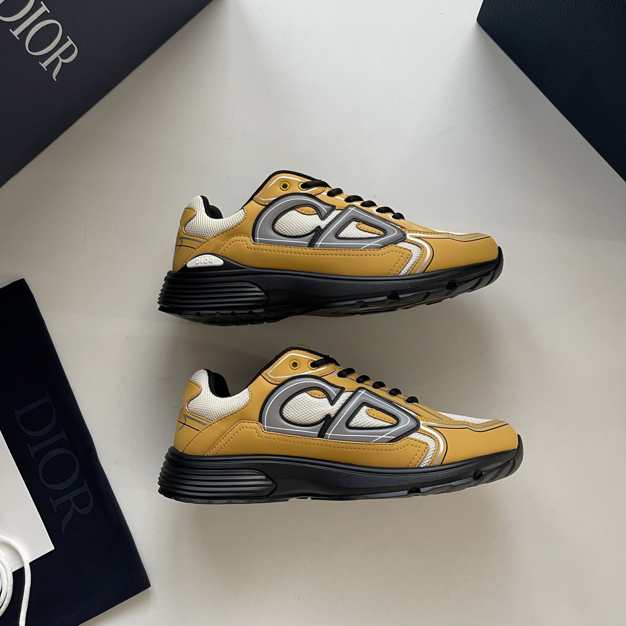 B30 Countdown Sneaker