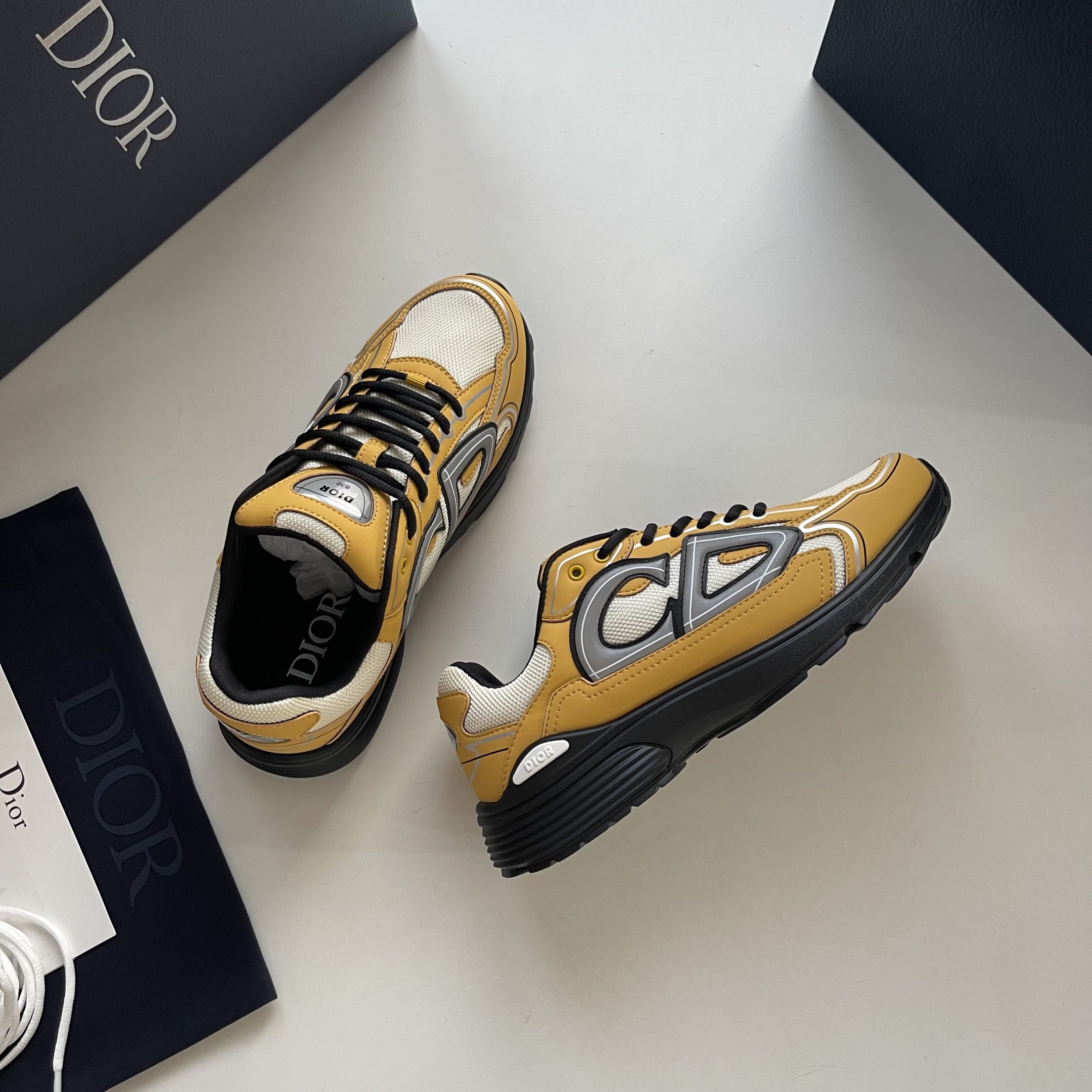 B30 Countdown Sneaker