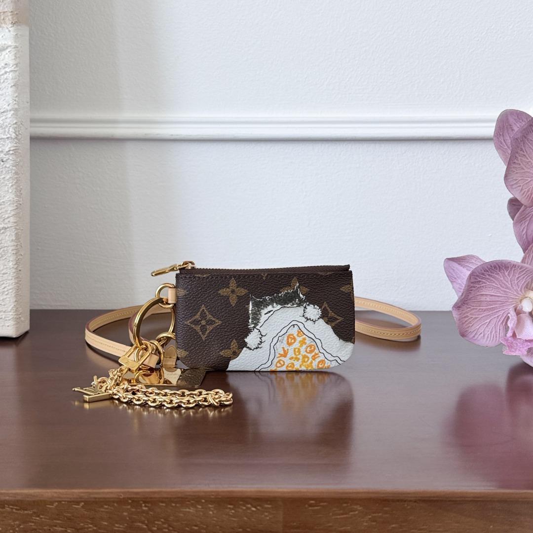 M25919 フォン ホルダー