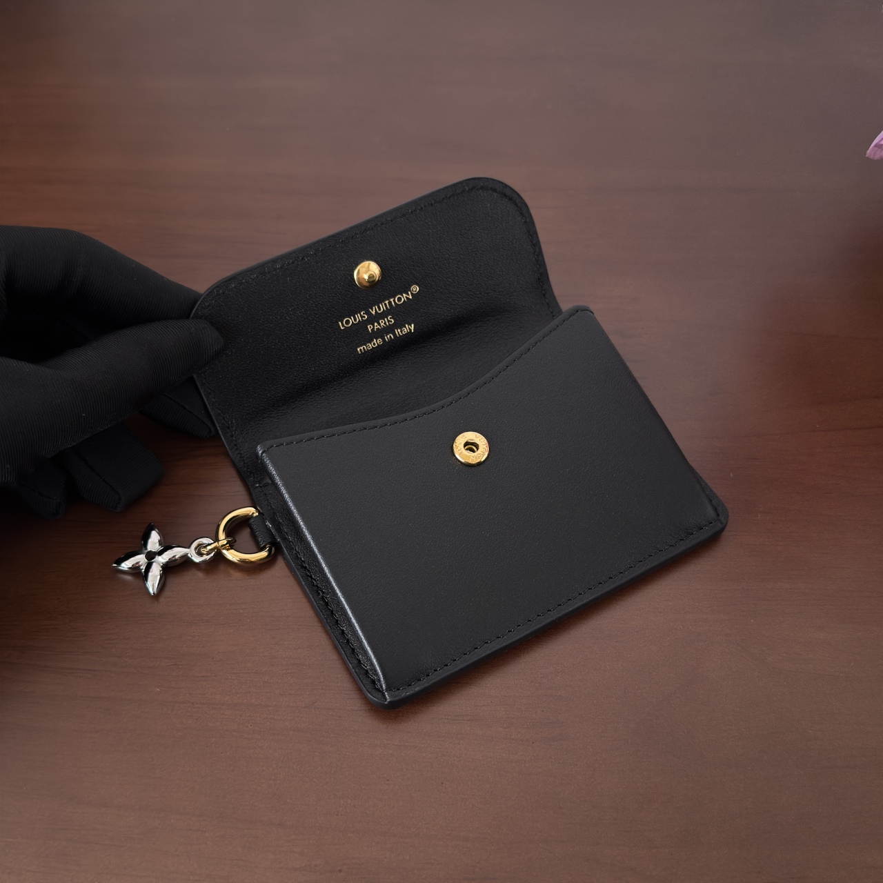 M14626 カードケース ポルト カルト･レクト ヴェルソ LV ブルーム