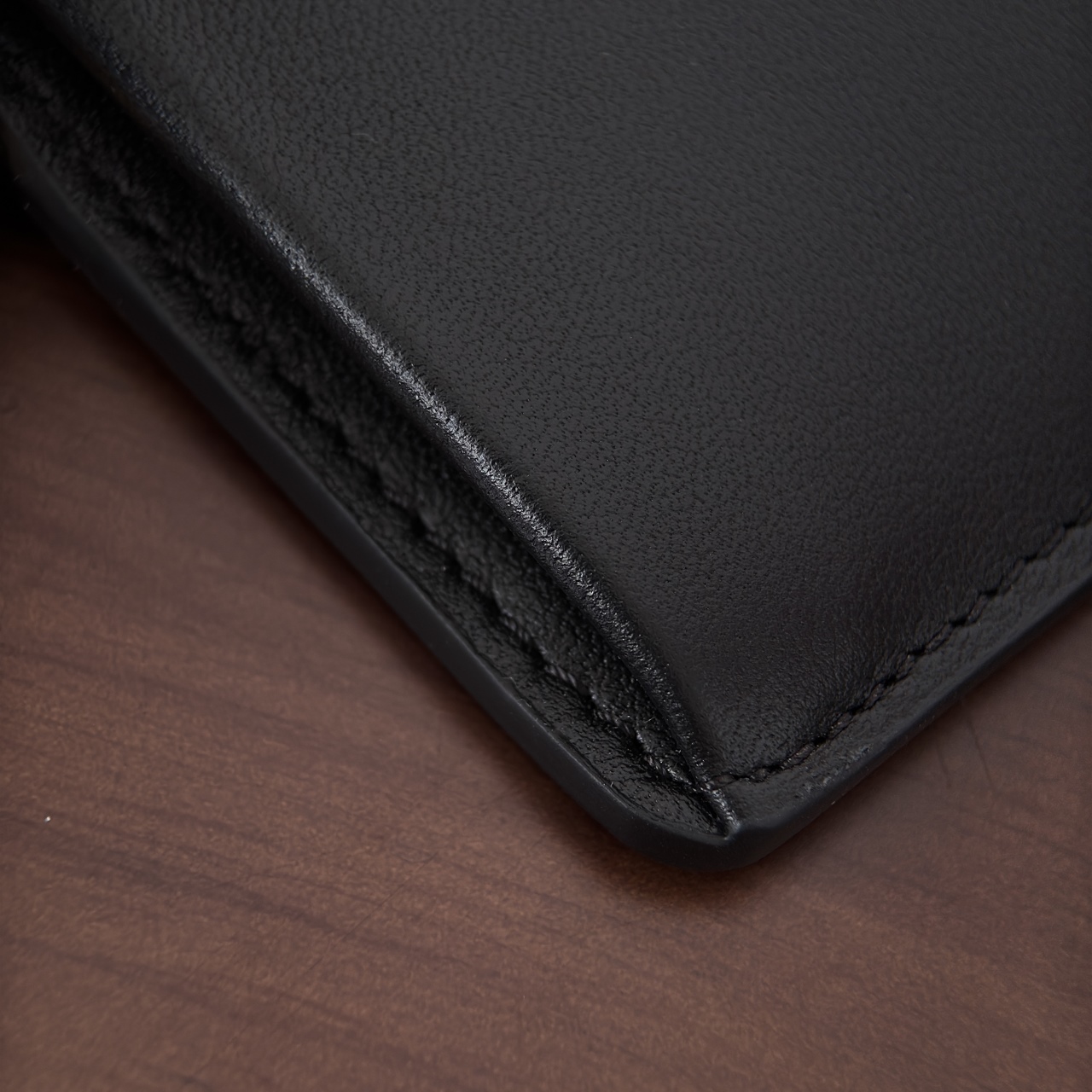 M14626 カードケース ポルト カルト･レクト ヴェルソ LV ブルーム