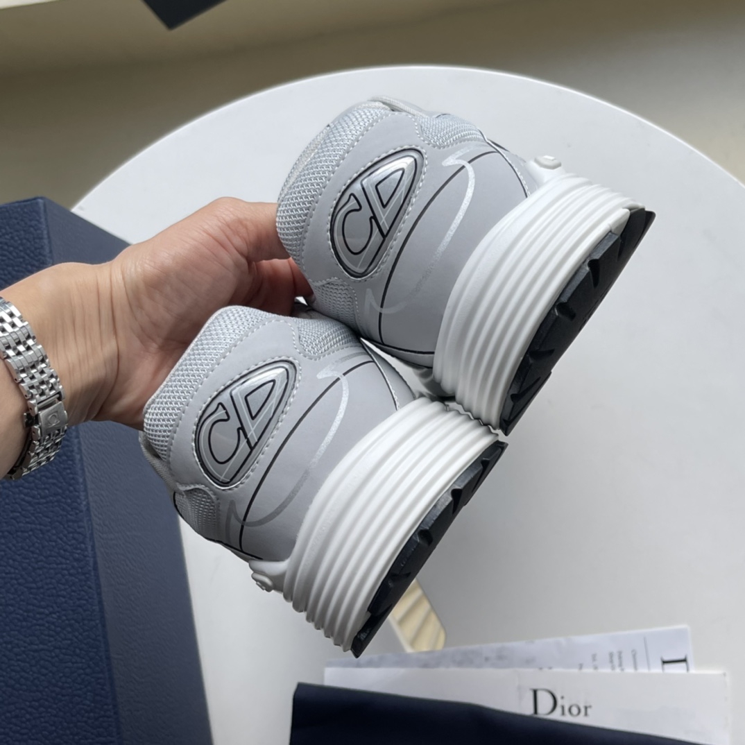 B30 Countdown Sneaker