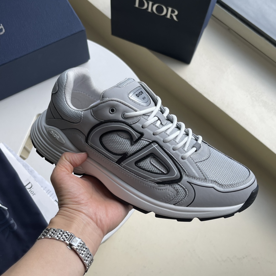 B30 Countdown Sneaker