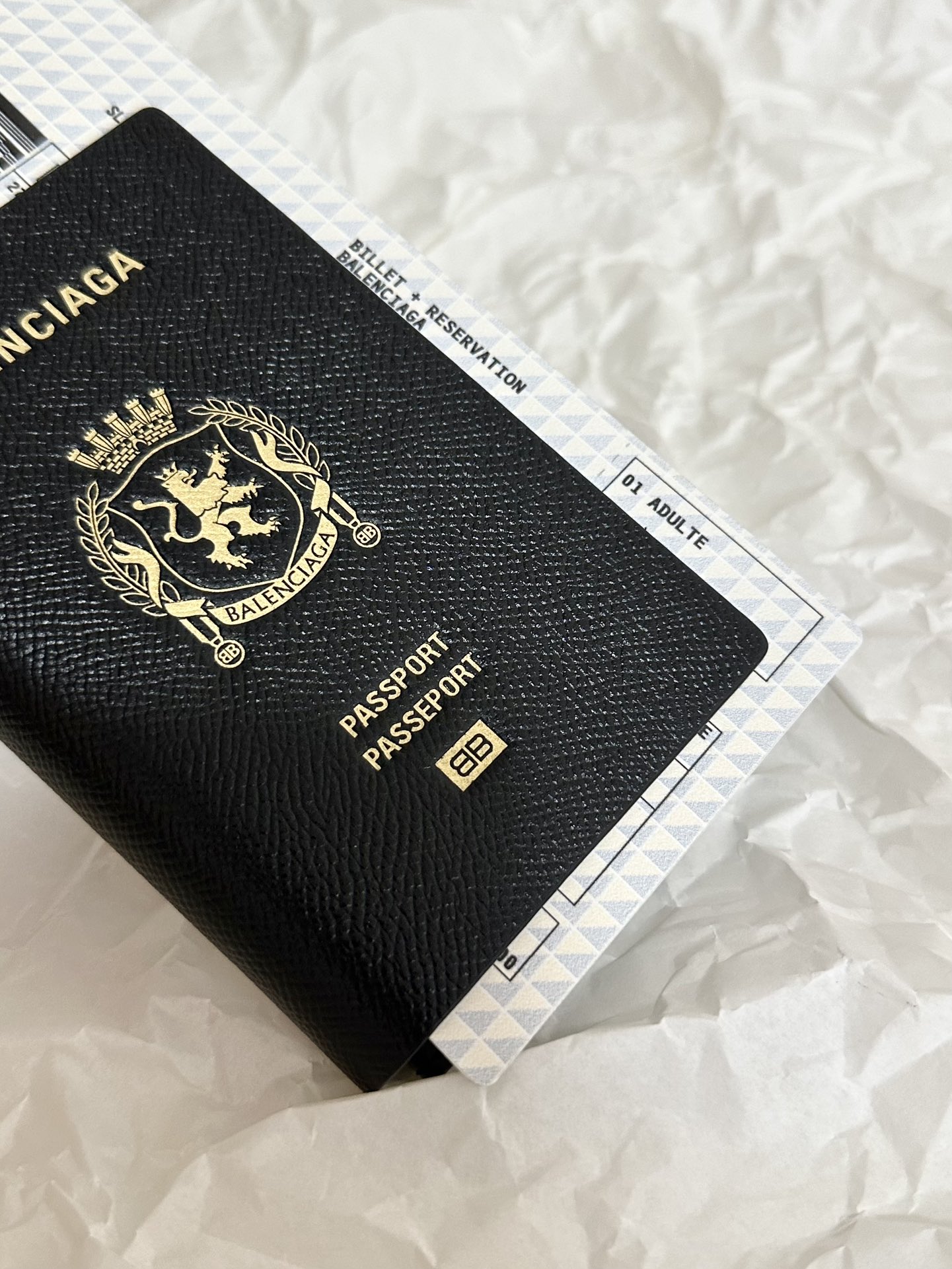 ブラック の メンズ Passport ロング ウォレット 1 チケット