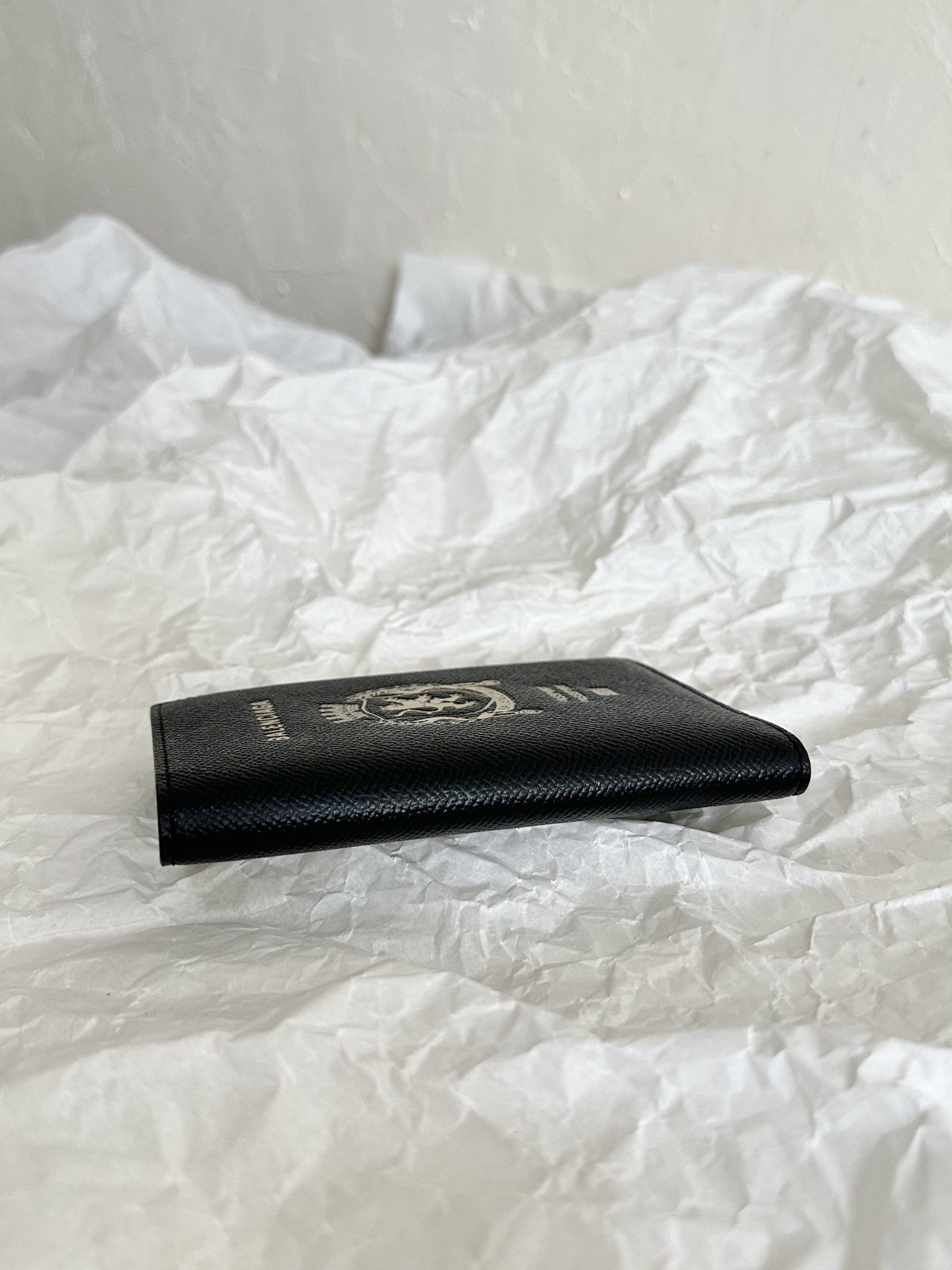 ブラック の メンズ Passport ホルダー