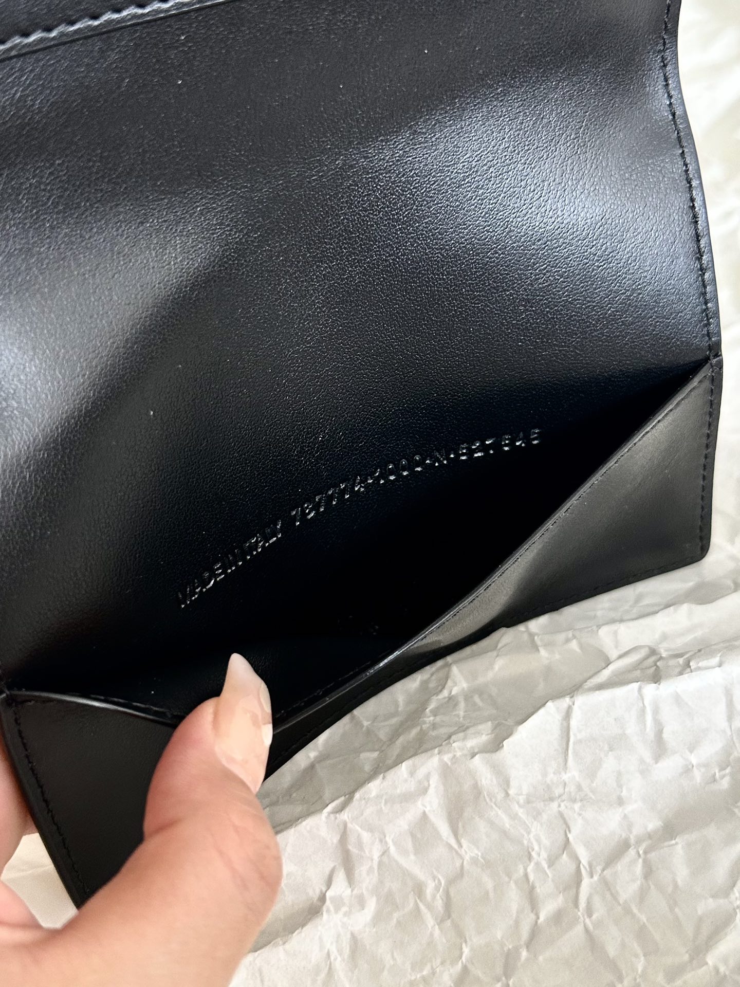 ブラック の メンズ Passport ホルダー