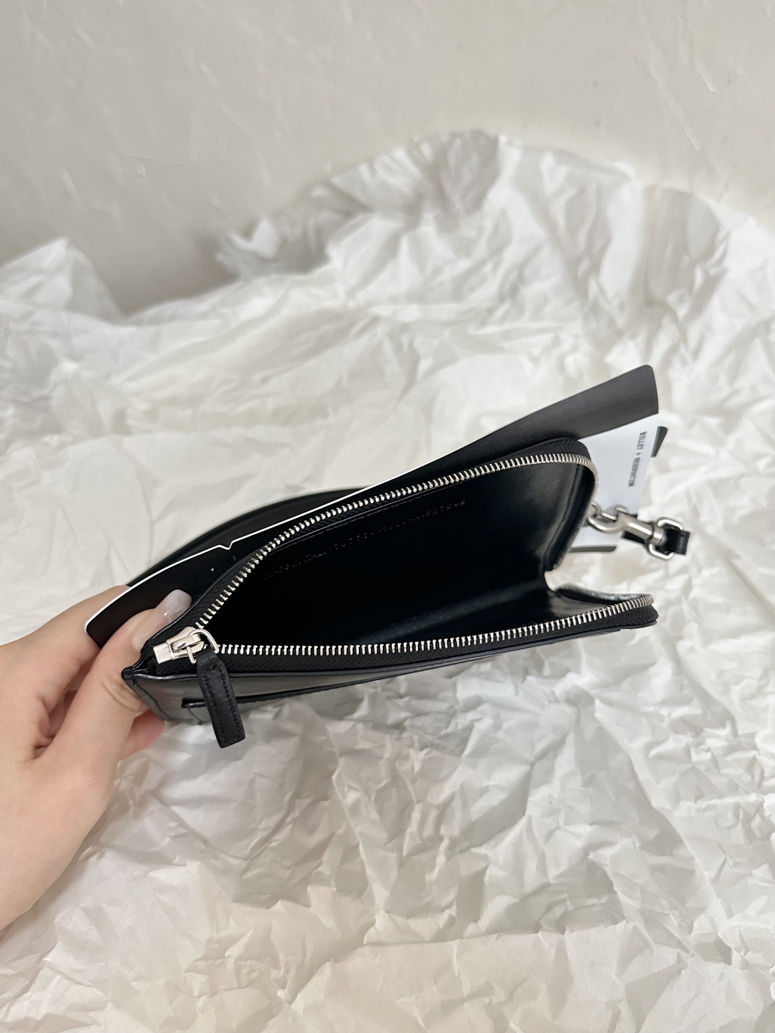 ブラック の メンズ Passport フォンホルダー