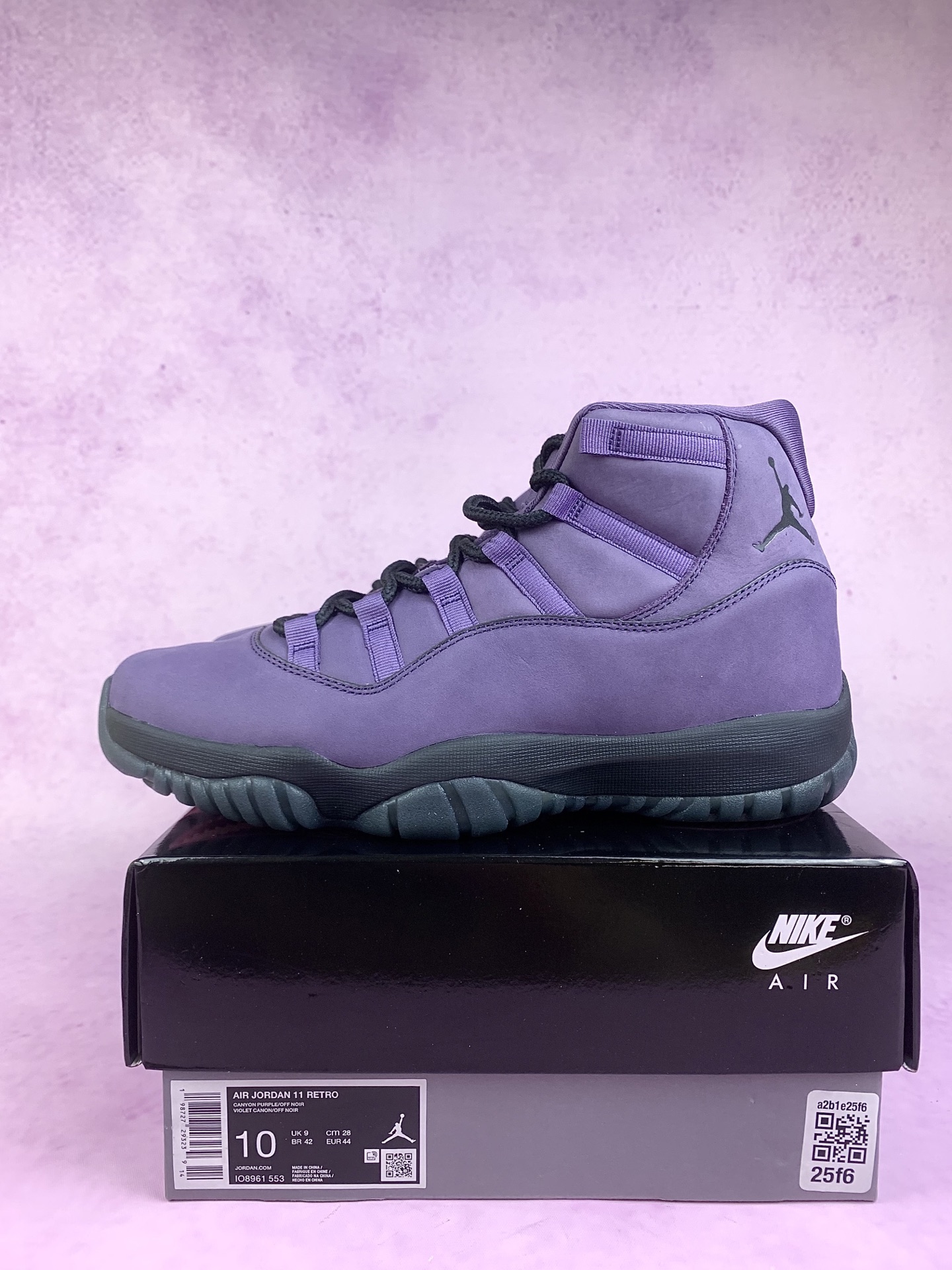 Nike Air Jordan 11 "Mojave" (Las Vegas Exclusive)