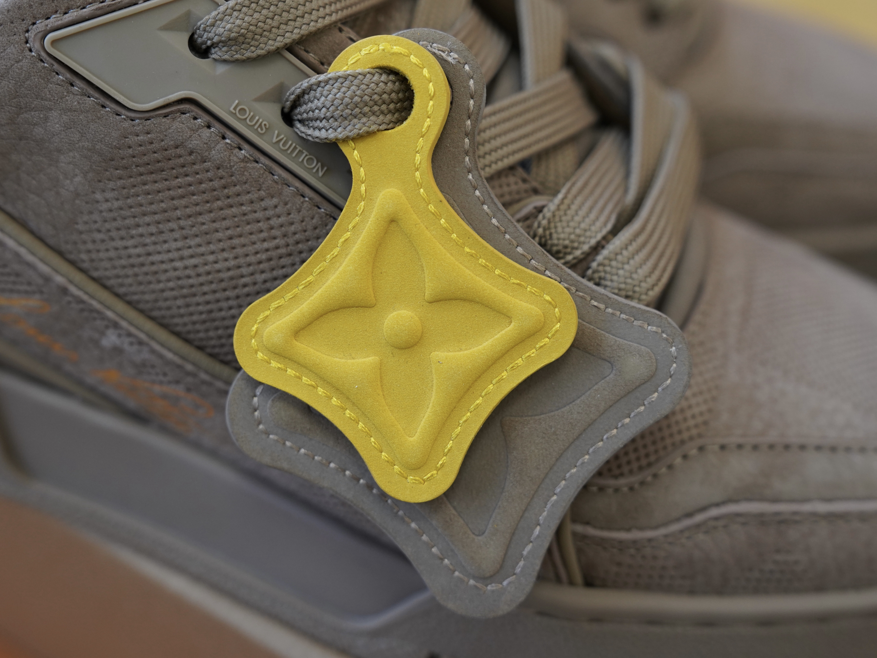 1AHCWR LV Trainer Sneaker