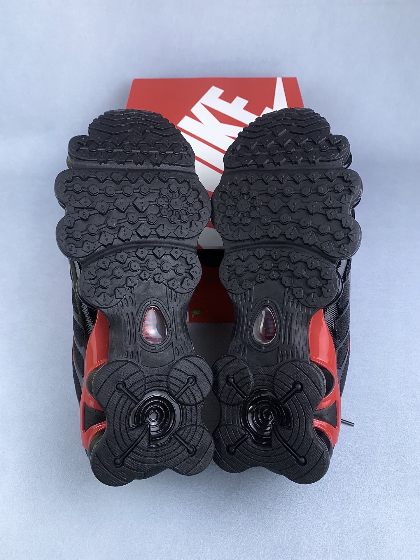 Nike Shox TL "Black/University Red/Metallic Silver"