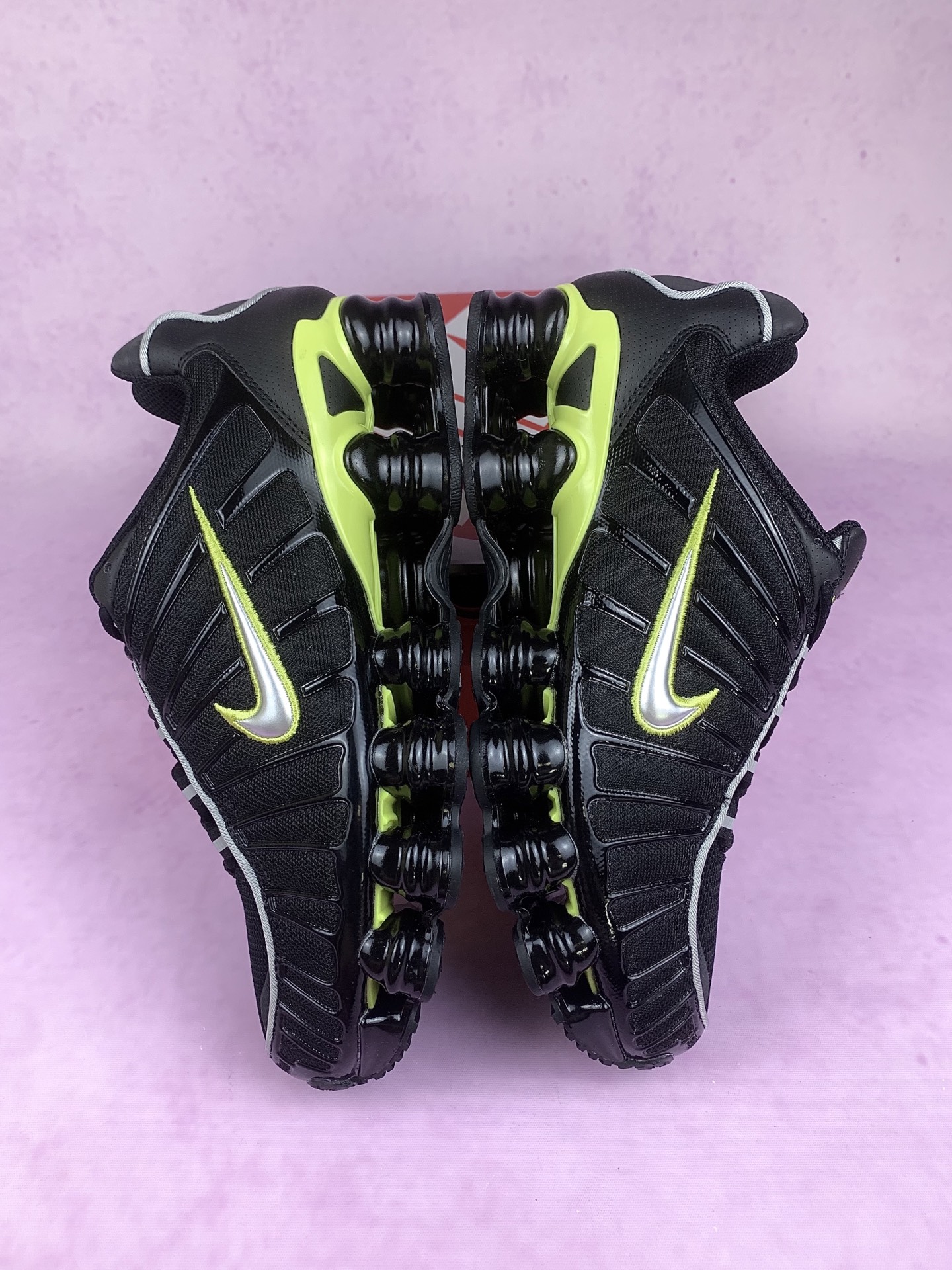 Nike Shox TL "Black/Dynamic Yellow/Metallic Silver"