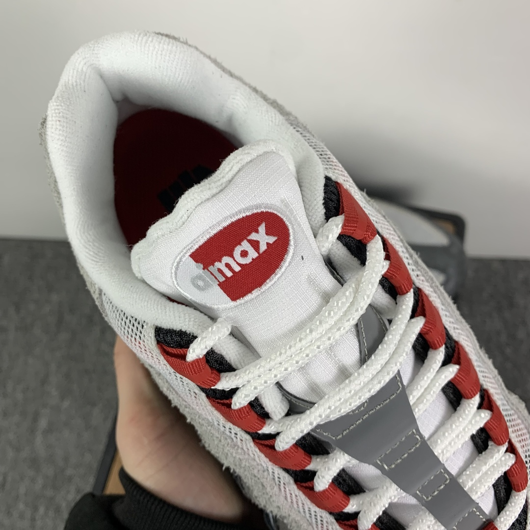 UNDEFEATED × Nike Air Max 95 SP "Fire Red" (Tokyo Exclusive)