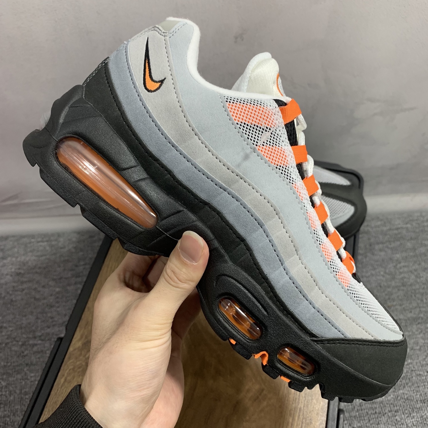 Nike Air Max 95 OG Big Bubble "Bright Mandarin" (2025)