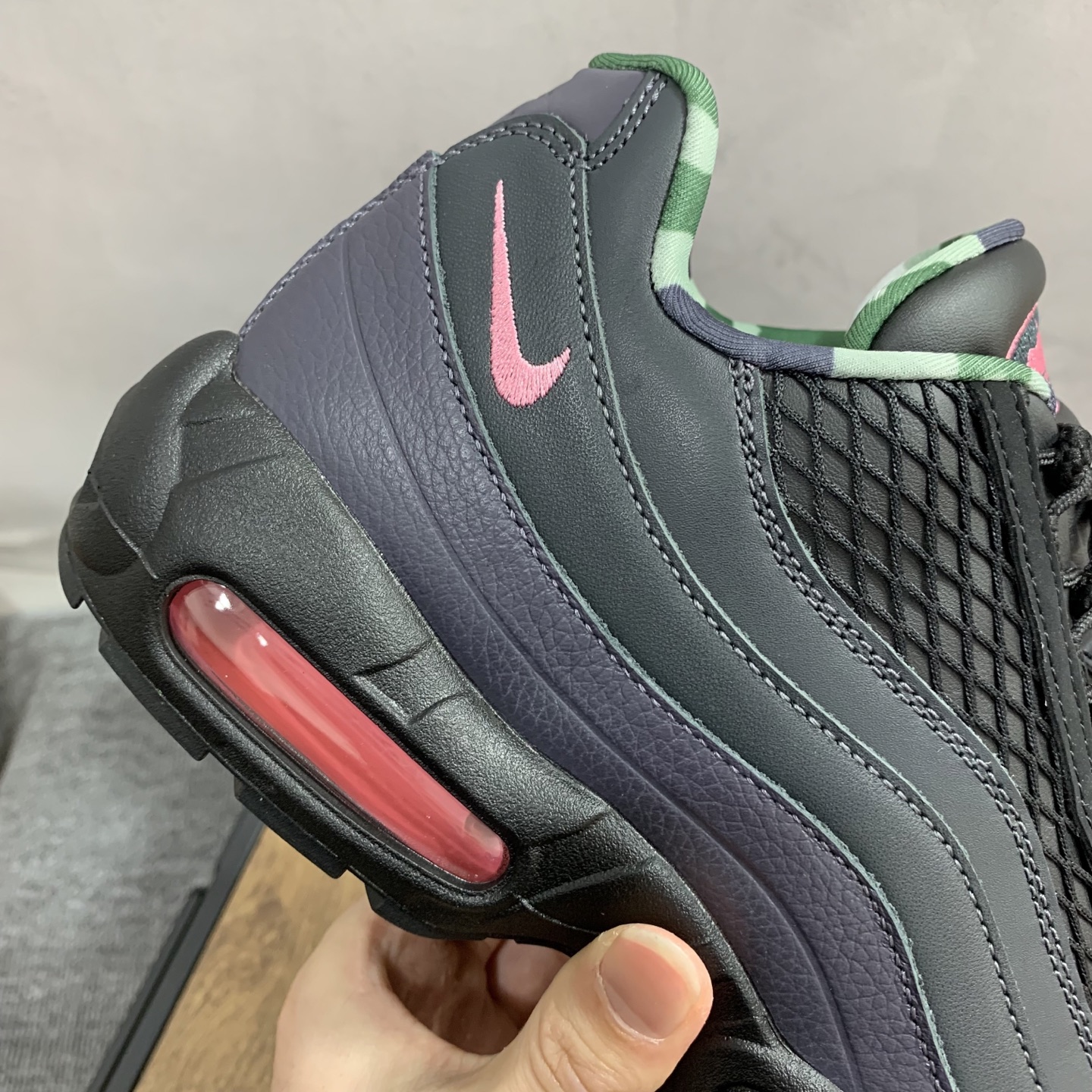 Corteiz × Nike Air Max 95 "Pink Beam"