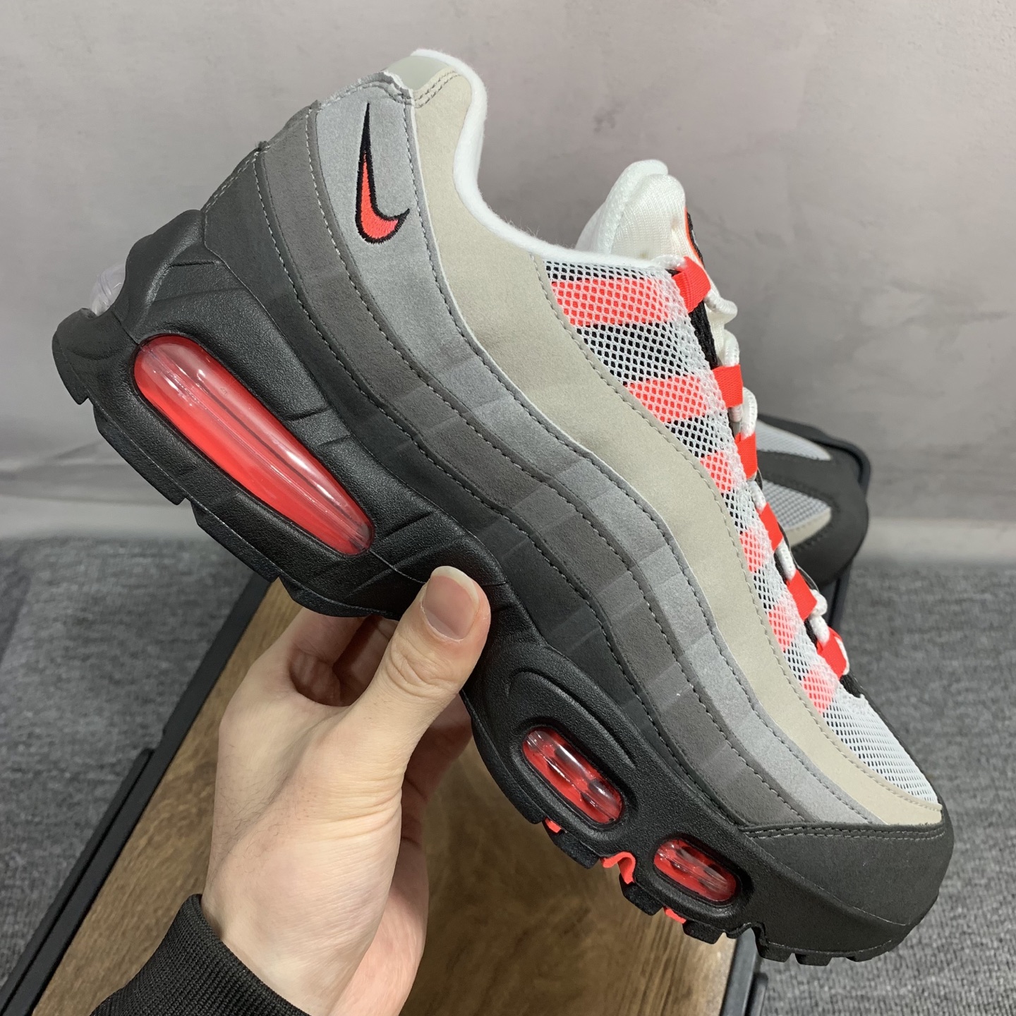 Nike Air Max 95 OG Big Bubble "Medium Ash/Solar Red"