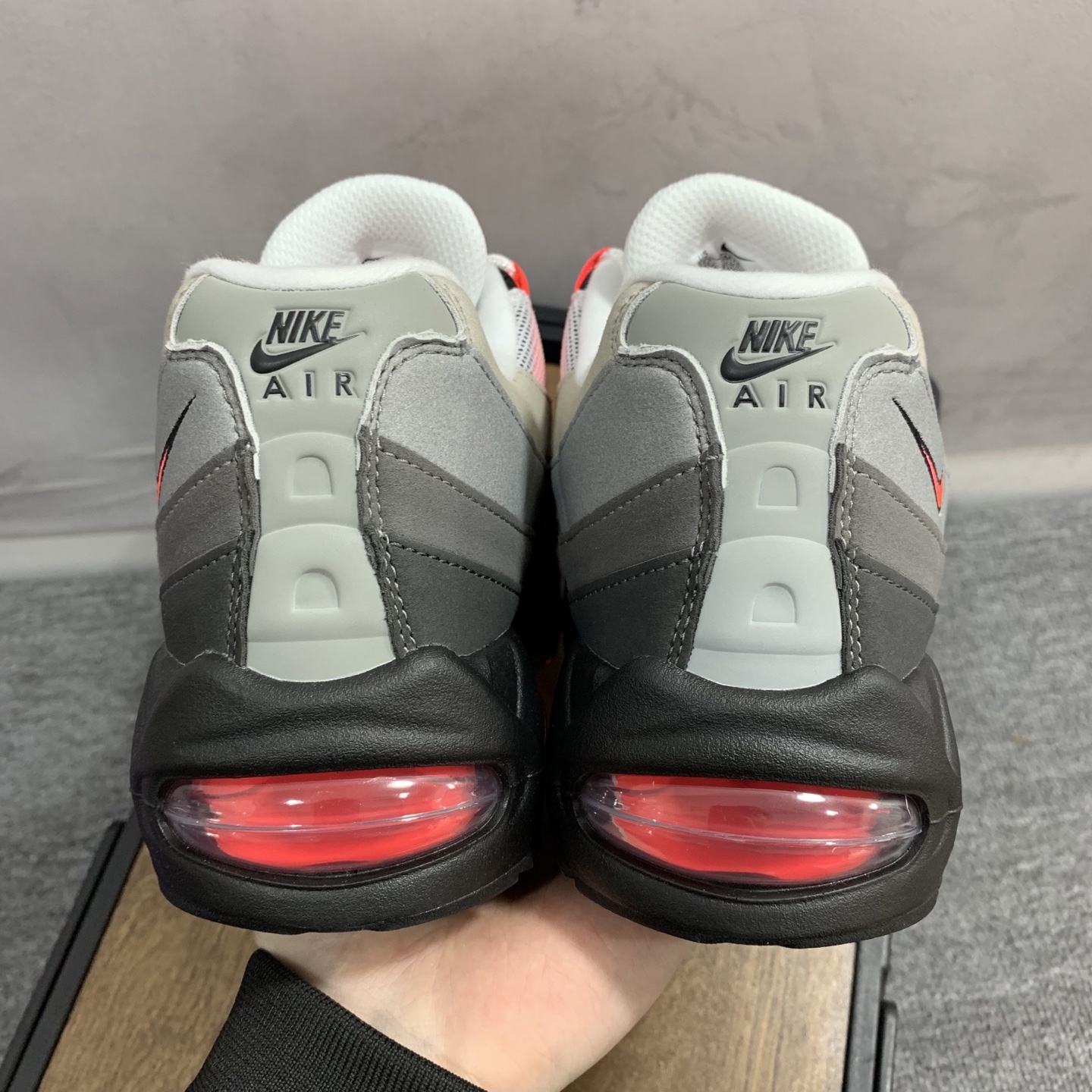 Nike Air Max 95 OG Big Bubble "Medium Ash/Solar Red"