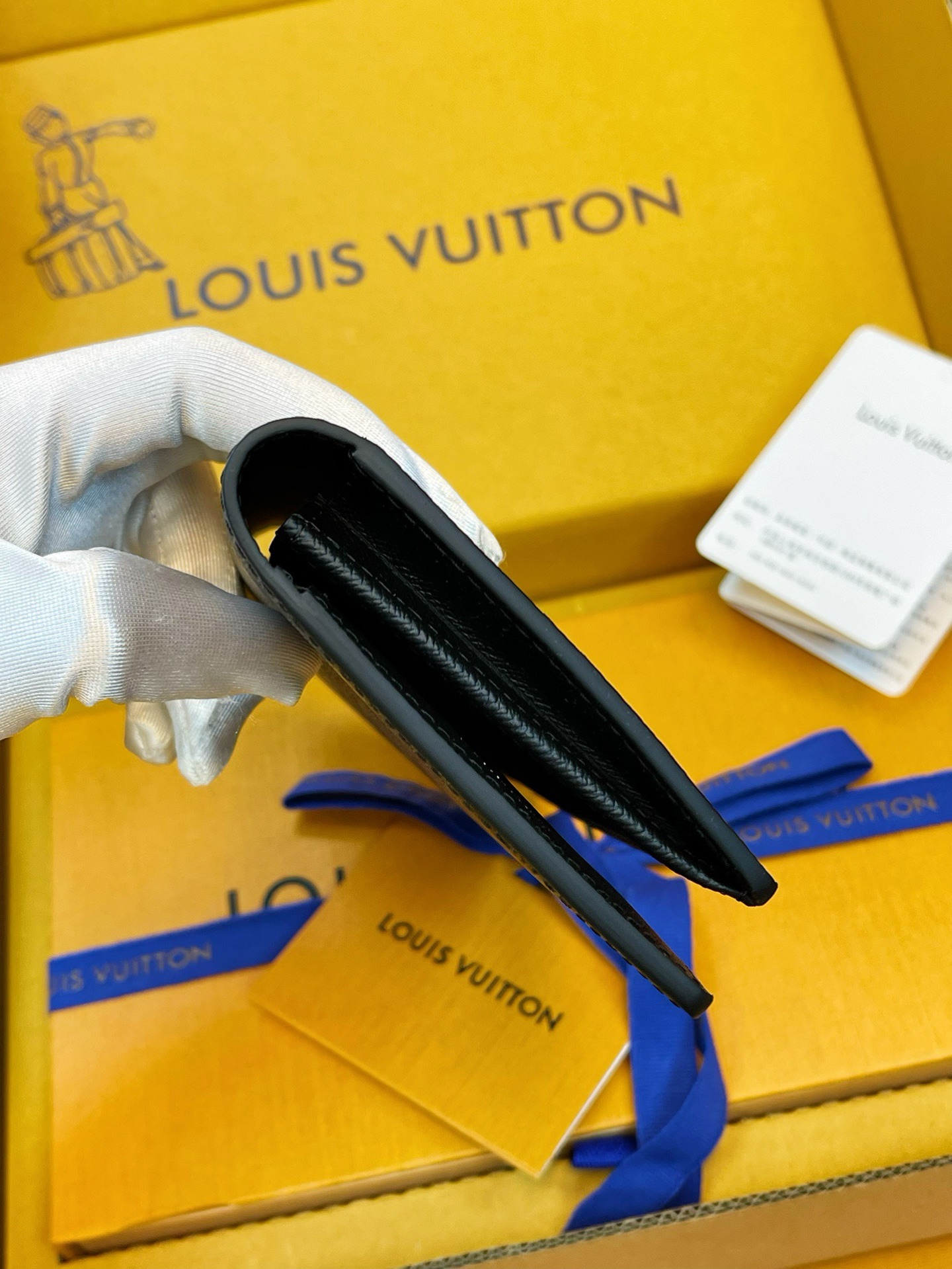 N62665 Brazza Wallet Monogram Eclipse